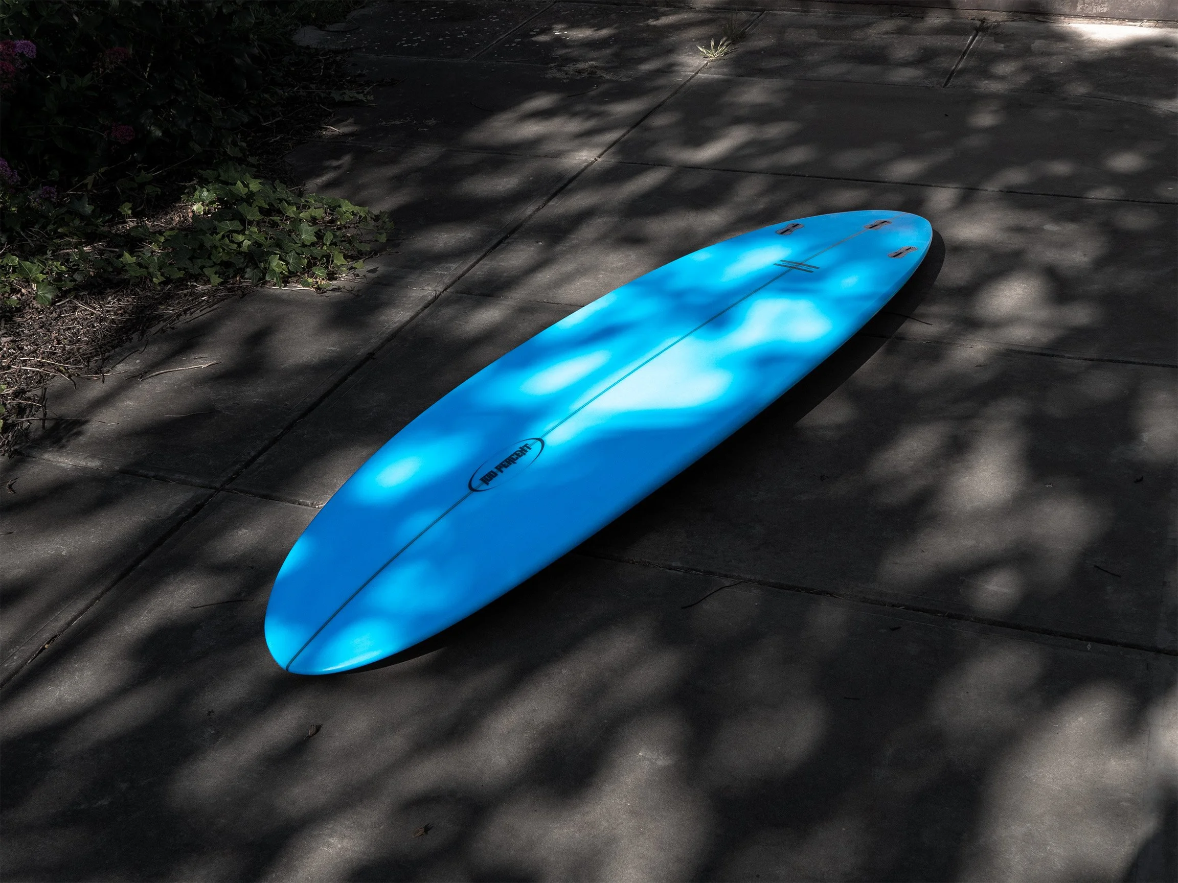 7_6_DEAN_WANSTAL_BLUE_TINT_NOVO_2022_v01.jpg