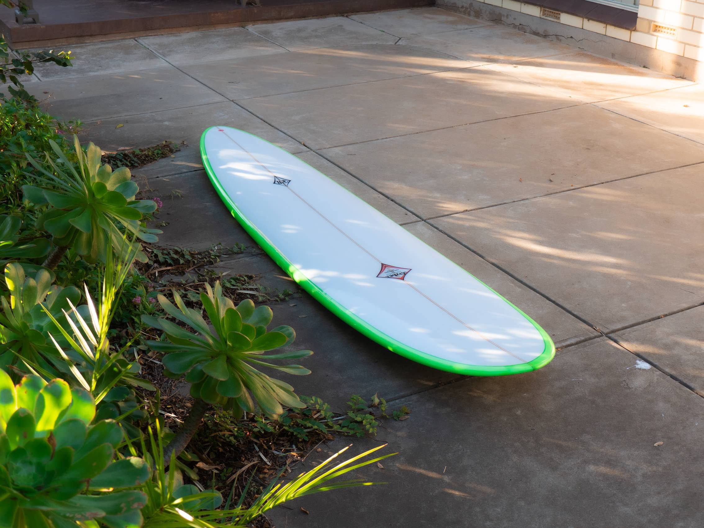 Jaybee. Photo dims: 9’0” x 20” x 2 3/4”