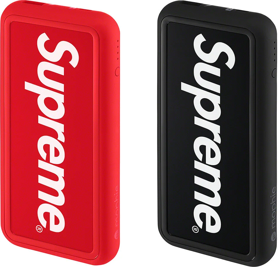 Supreme®/mophie® powerstation Plus XL — La Suprema Calidad 