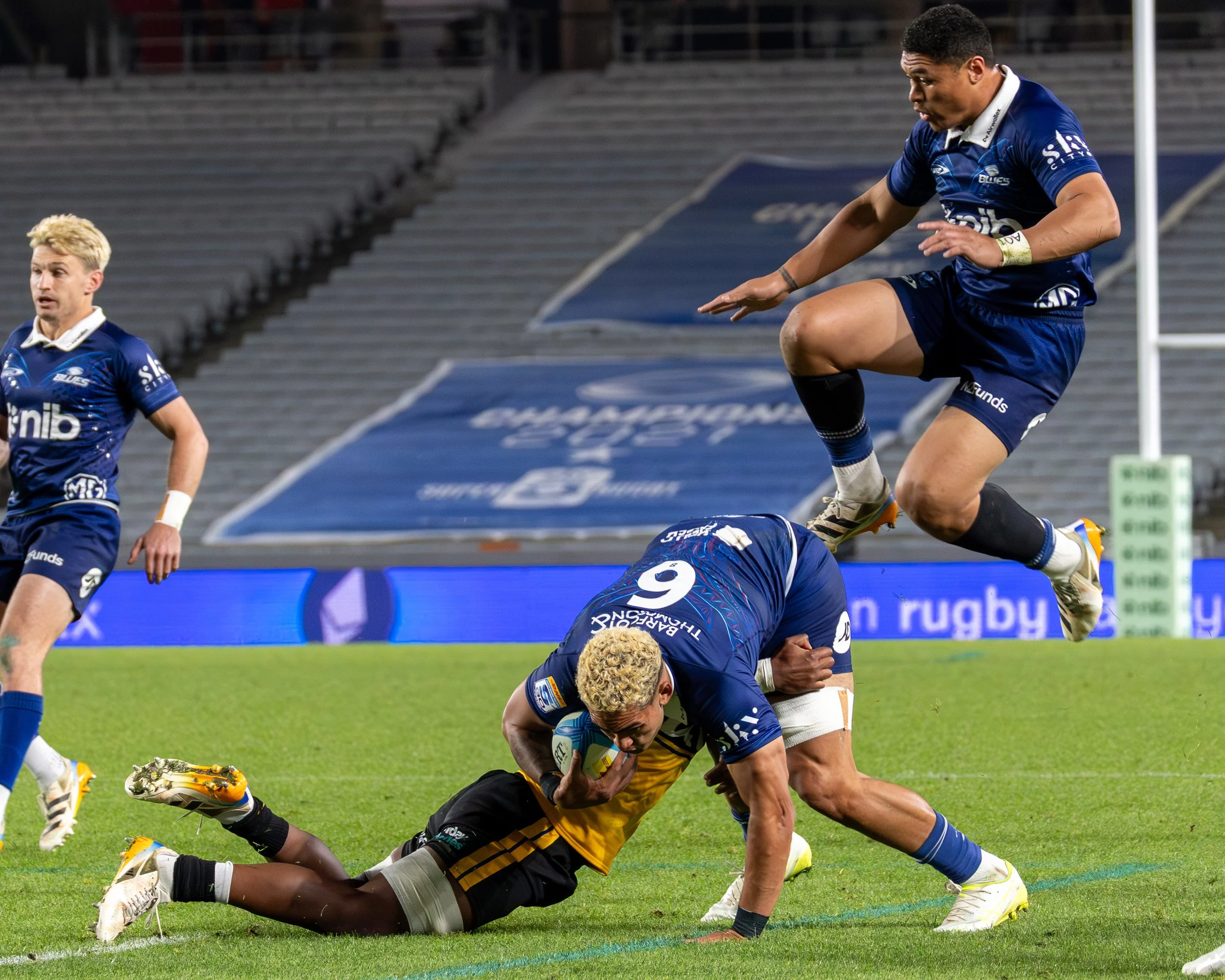 Winger Caleb Clarke

Highlanders vs Blues 16 May 2026
Shot by: Dominic Gasparich