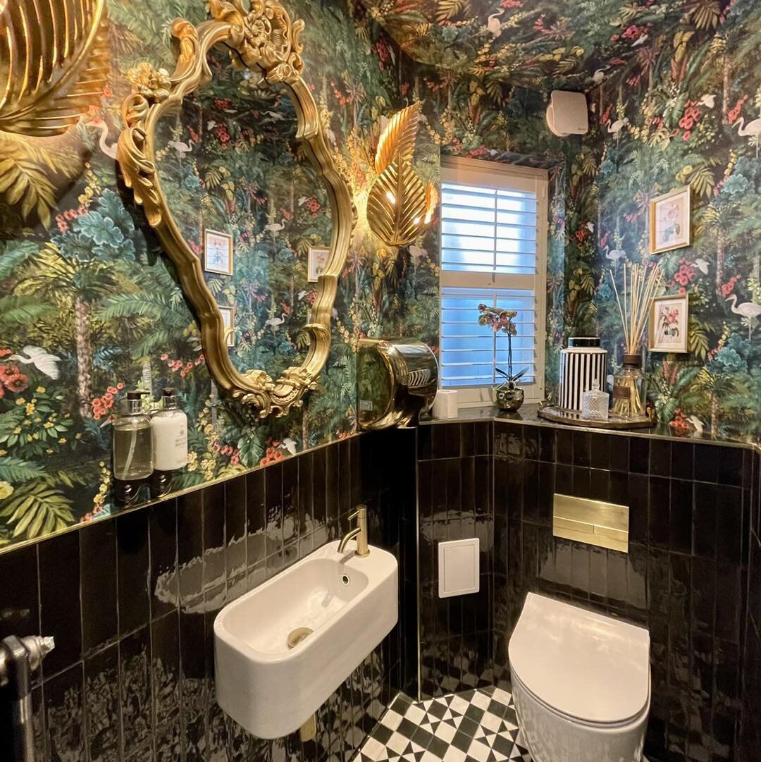 Creating impact!

I love have some fun in downstairs toilets, it&rsquo;s a great opportunity to create an unexpected experience for your guests. 

It&rsquo;s a small room so have some fun by allowing your creativity to shine. 

This is the public toi