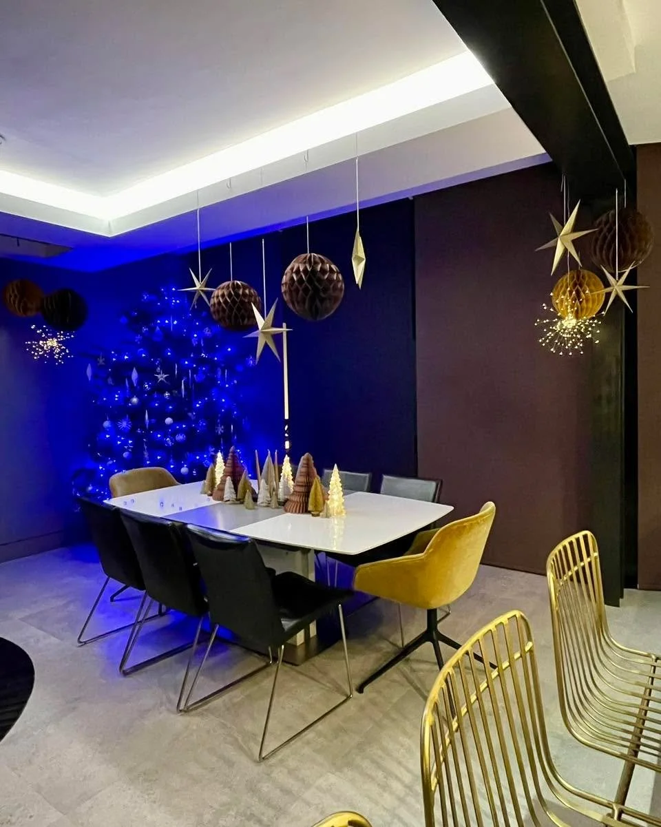 There was a time when December at home felt like something to perform.

More decorations. More sparkle. More &ldquo;shoulds&rdquo; on every surface.

These days, it feels very different.

Now, the way I decorate is an extension of how I want our life