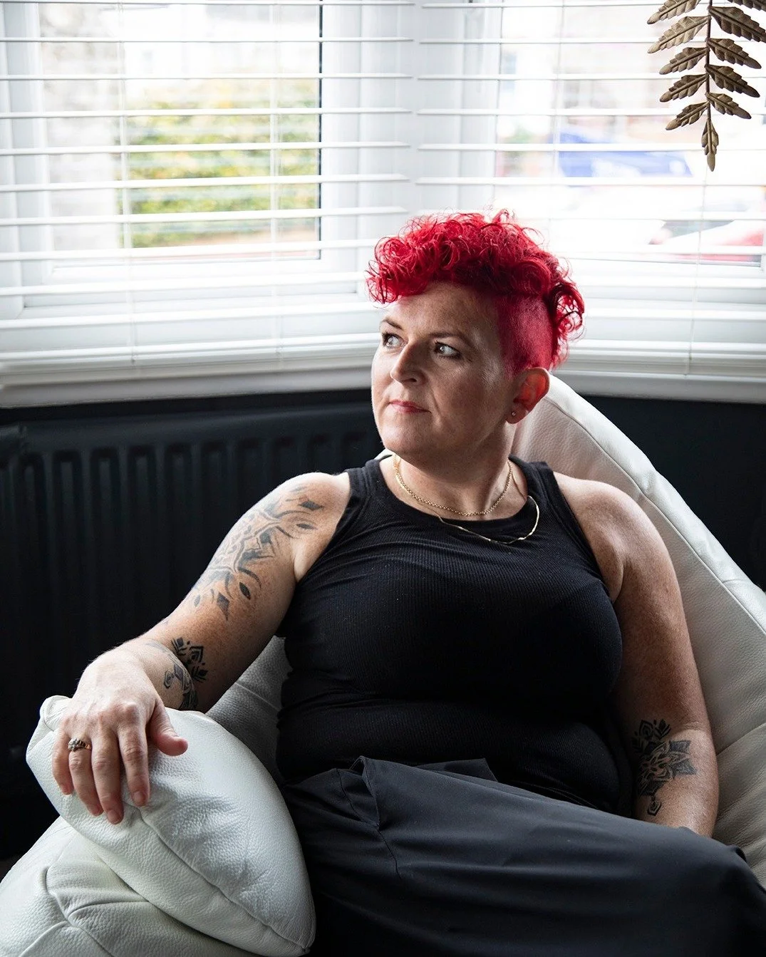 On the surface, this year looked full of projects, photoshoots and beautiful rooms. 
Underneath, it asked much more of me.

There were big decisions, brave boundaries, moments of deep tiredness, and so many quiet, ordinary joys. 
Clients stepping int