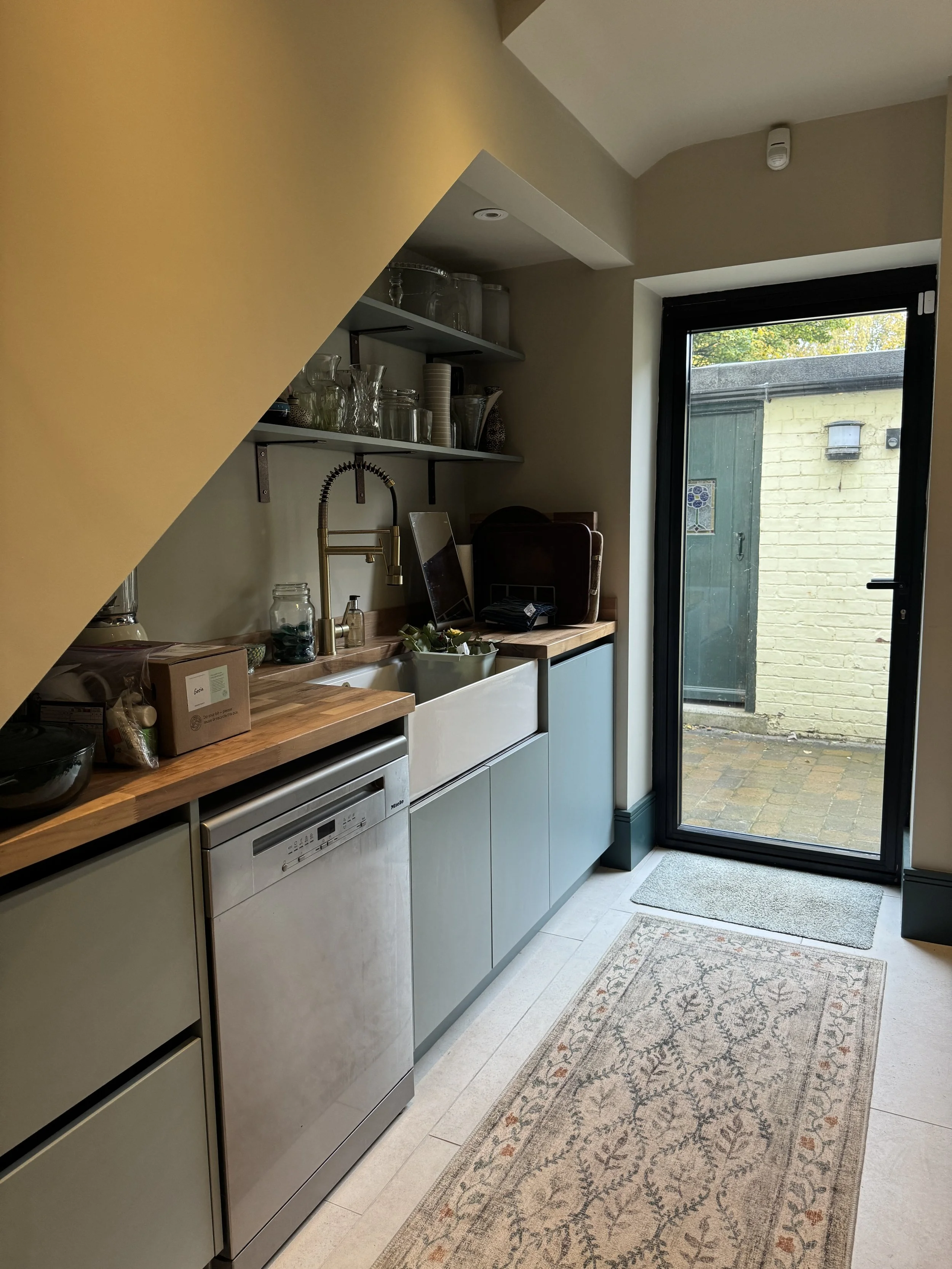 county-durham-pantry-utility-room-sink-run.JPG