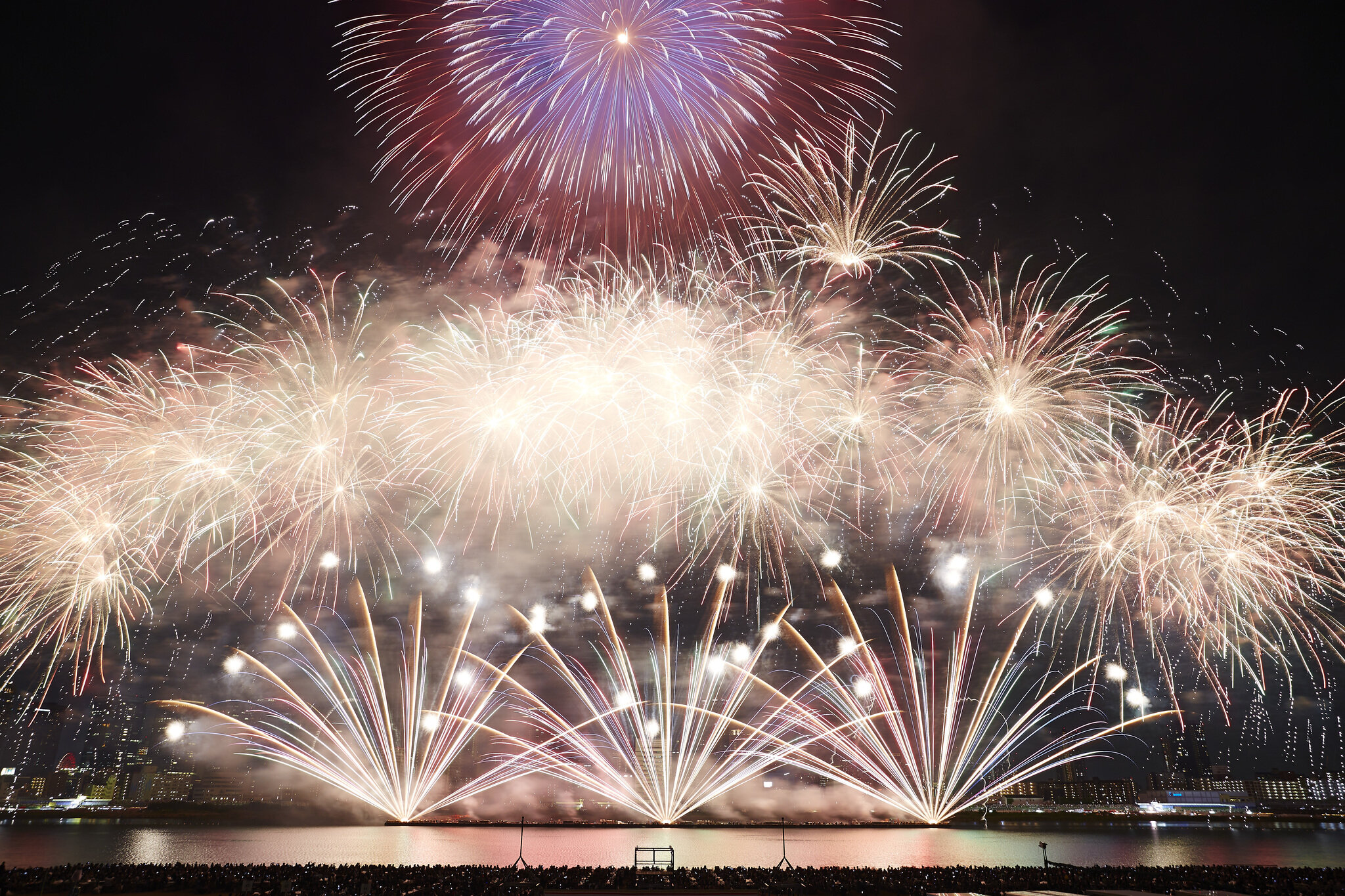 Naniwa Yodogawa Fireworks Festival