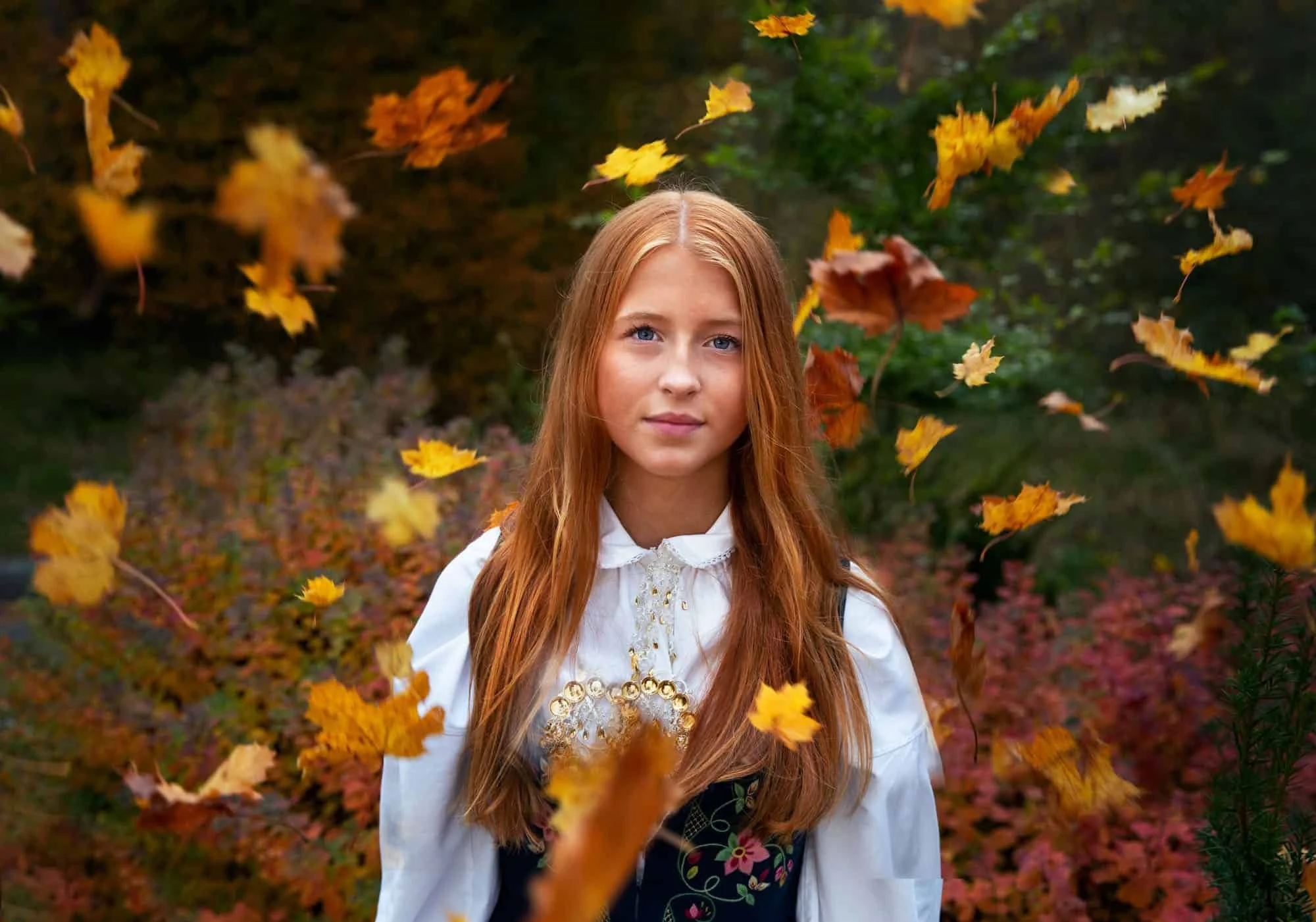 Konfirmantfotografering i høstfarger i Oslo – fotograf Kristin Opdan