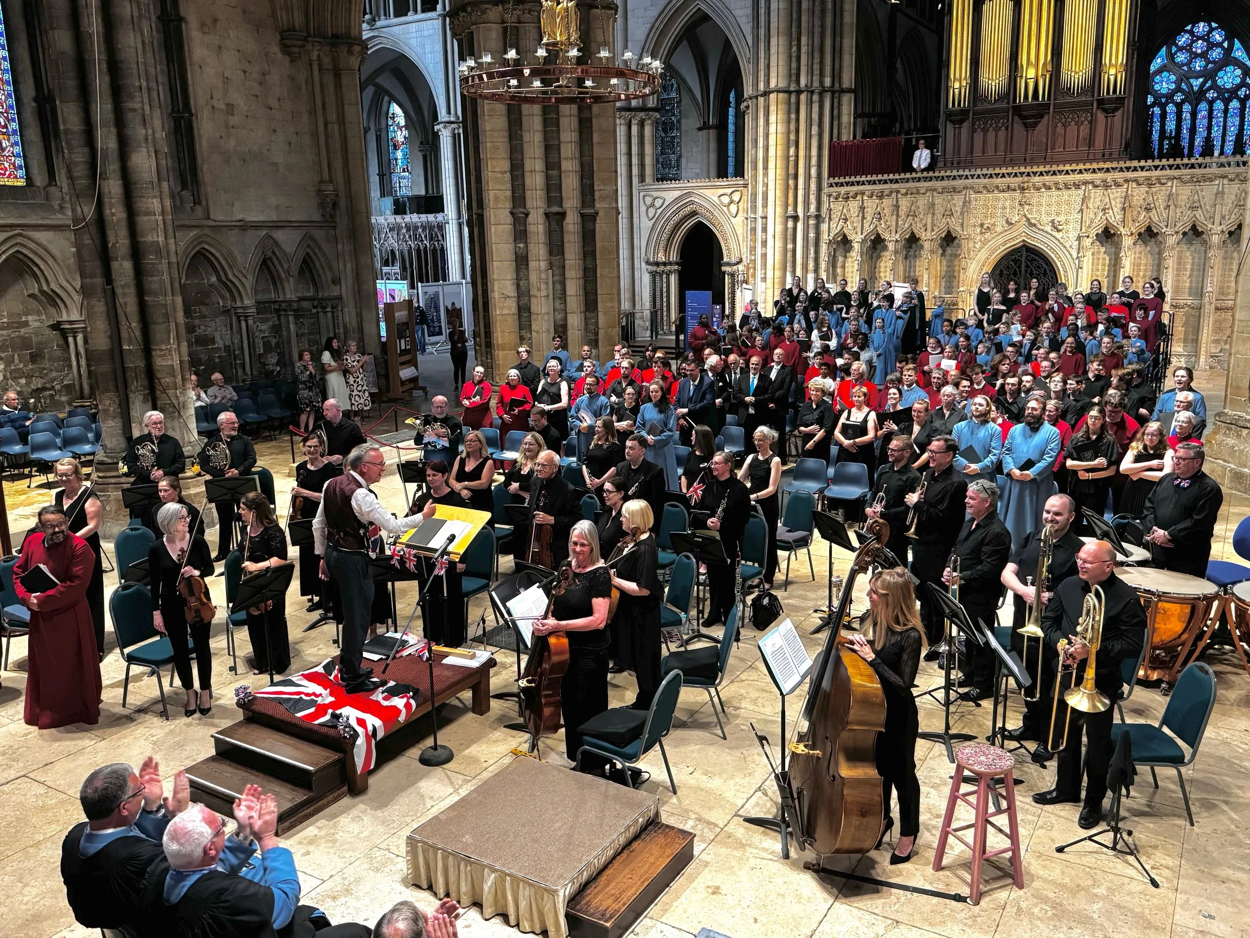 Lincolnshire Chamber orchestra and Choir in Lincoln Cathedral