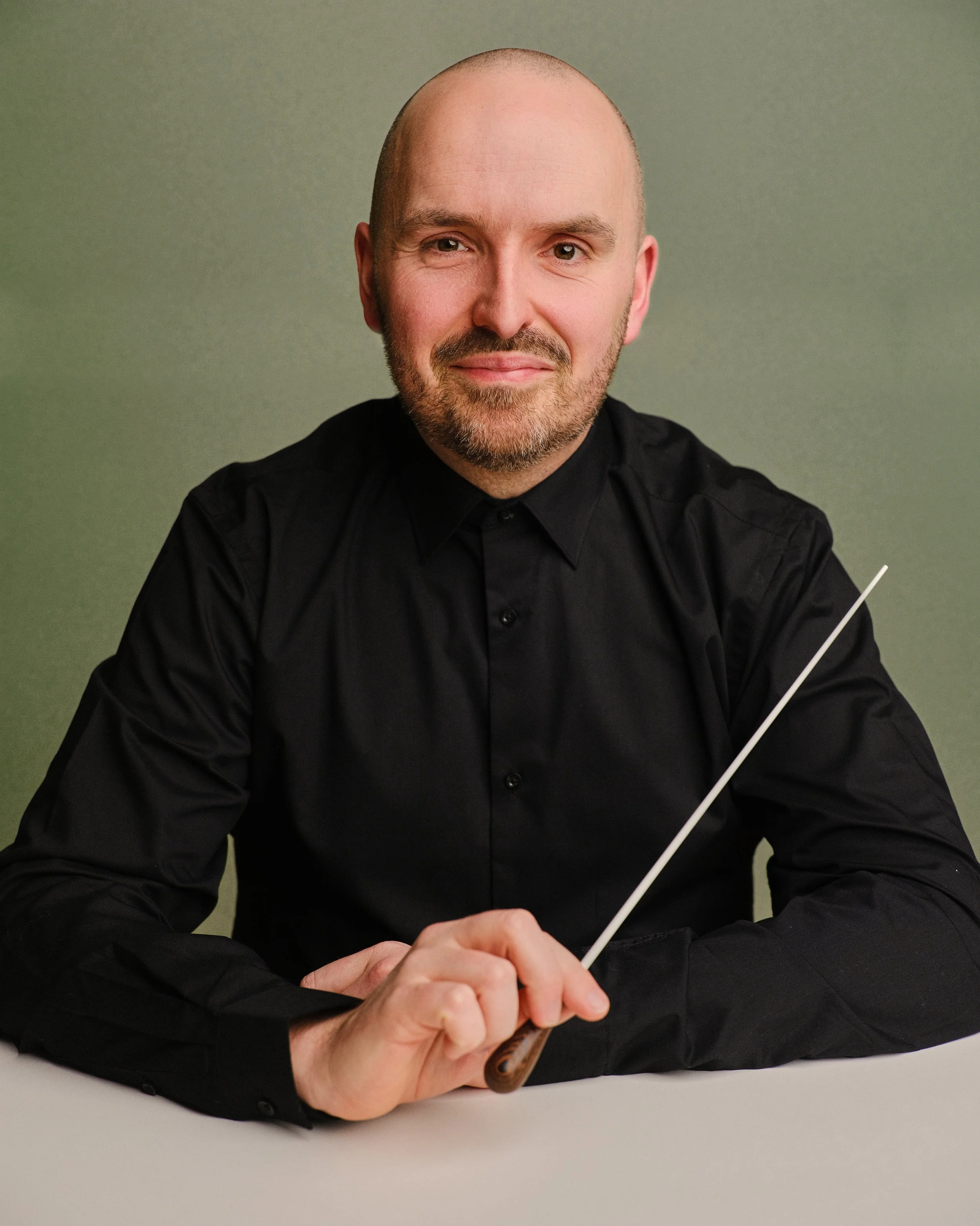 Contact Paul Emmett for commissions, conducting enquiries, arrangements and lessons