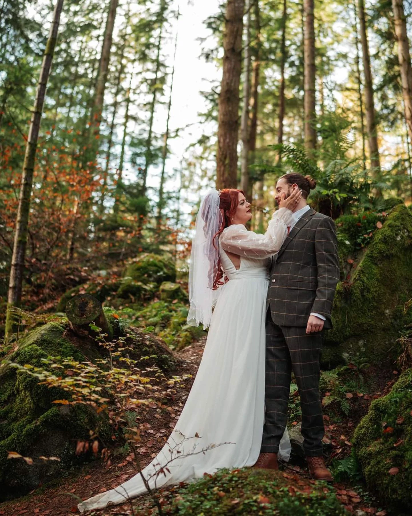 Lost in the woods

ers around @thehermitage_nts with the most beautiful bride! What a stunning location for your elopement! I cant resist not to share this beautiful story on my feed. Scotland is a magnificent place to get married/ elope! 

#scottish