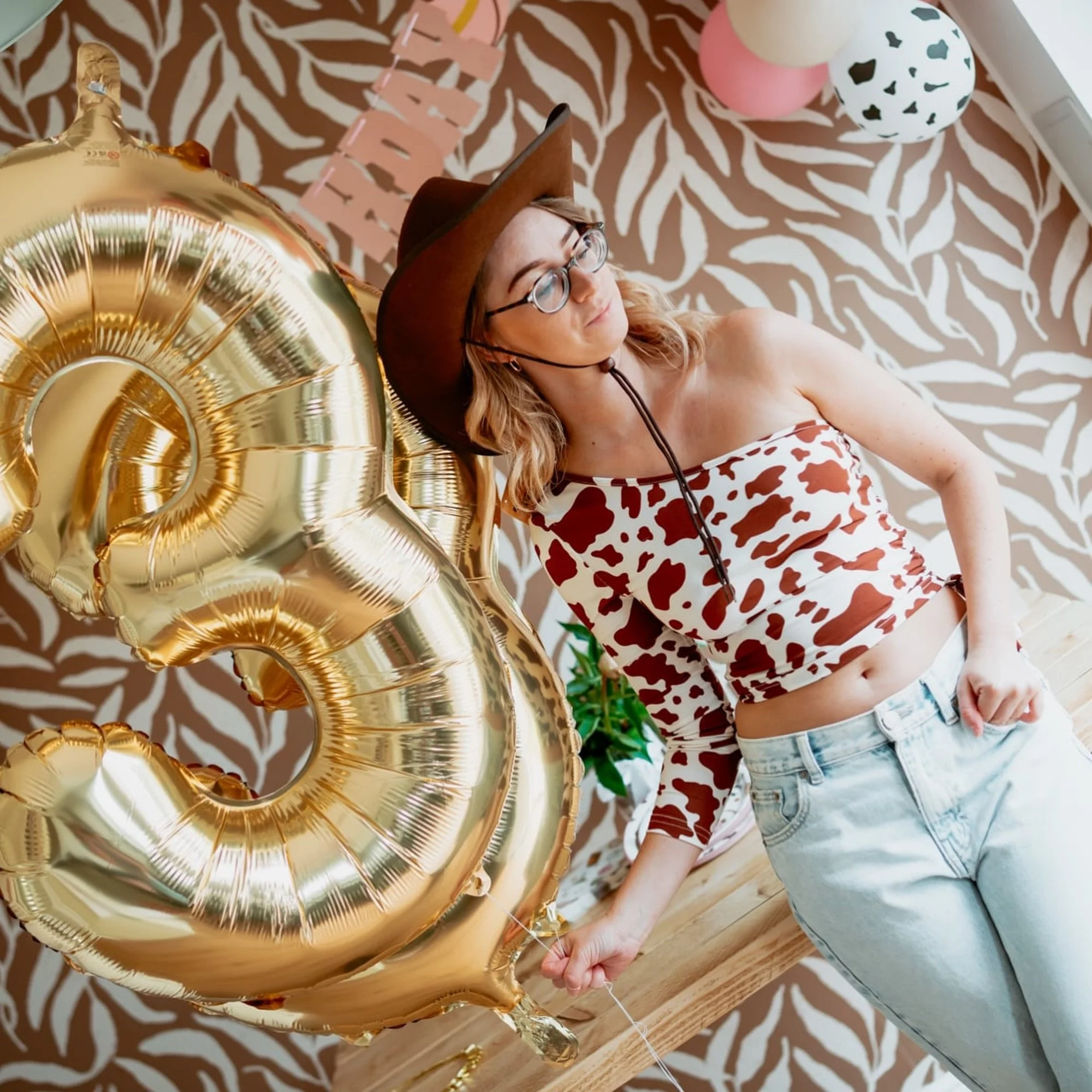 Personal post. 

Best birthday ever! Normally I am as they say socially award person, take things too personal, fear of rejection. Honestly cannot be happier for birthday celebration with a non judgmental happy crew! 
Here is cheers to 33. 

Calmer, 