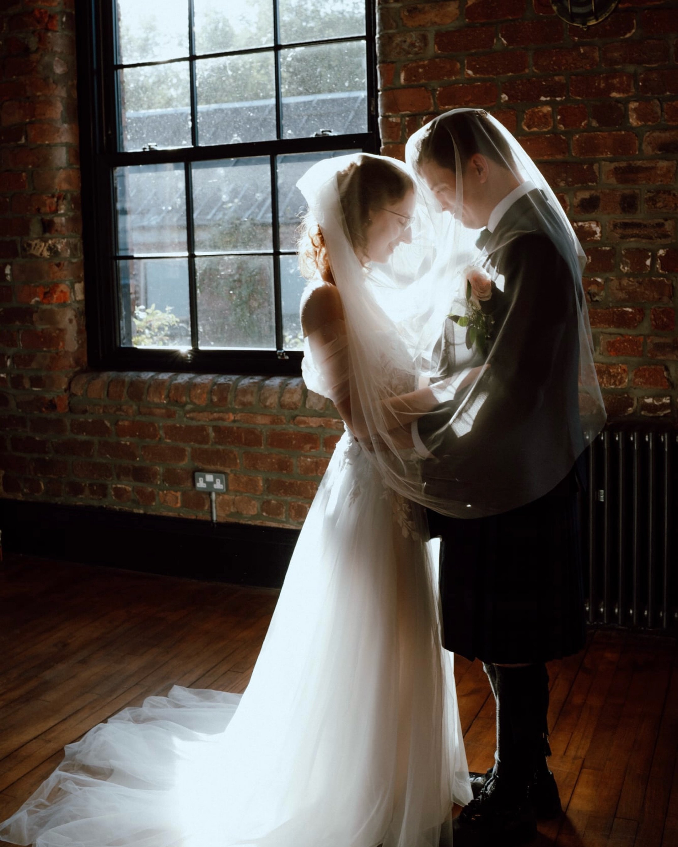 The Engine works | Emily + Chris |
Beautiful wedding day with industrial vibe, pizza, people they love, that may summer sun. 

They said I do&rsquo;s for life. I wish them all the best during trier wild adventure! 

They were honestly the cutest, I w