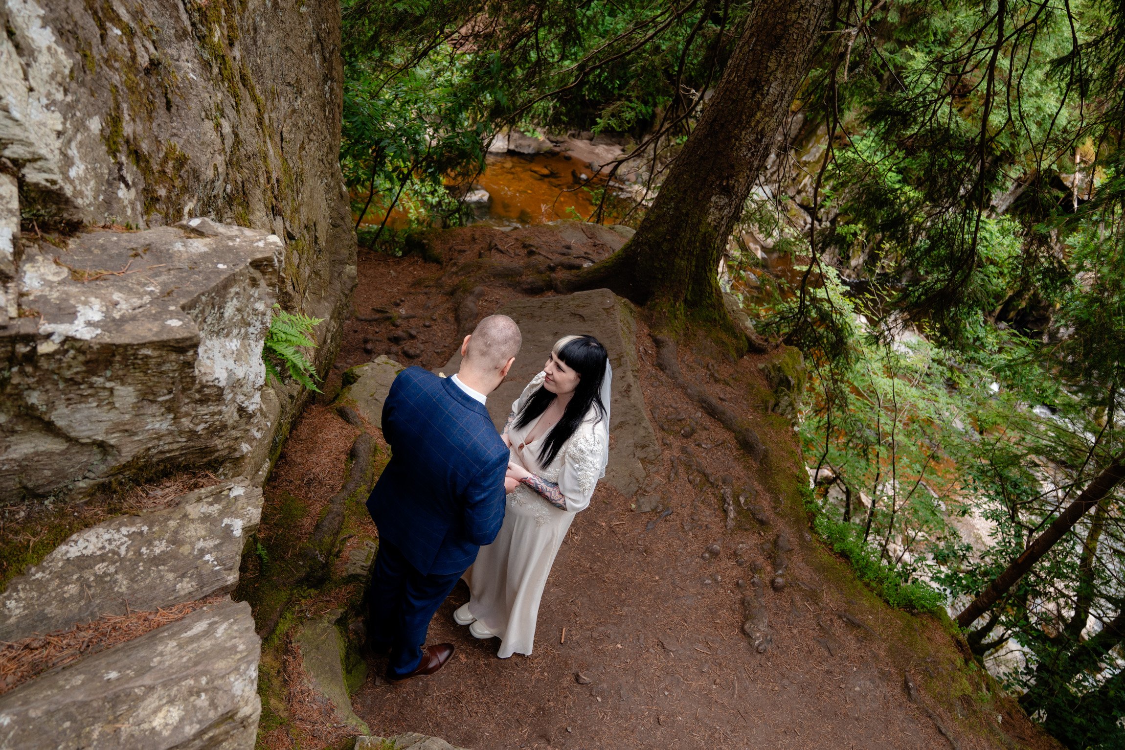 Romantic Elopement Portrait Overlooking the River at The Hermitage