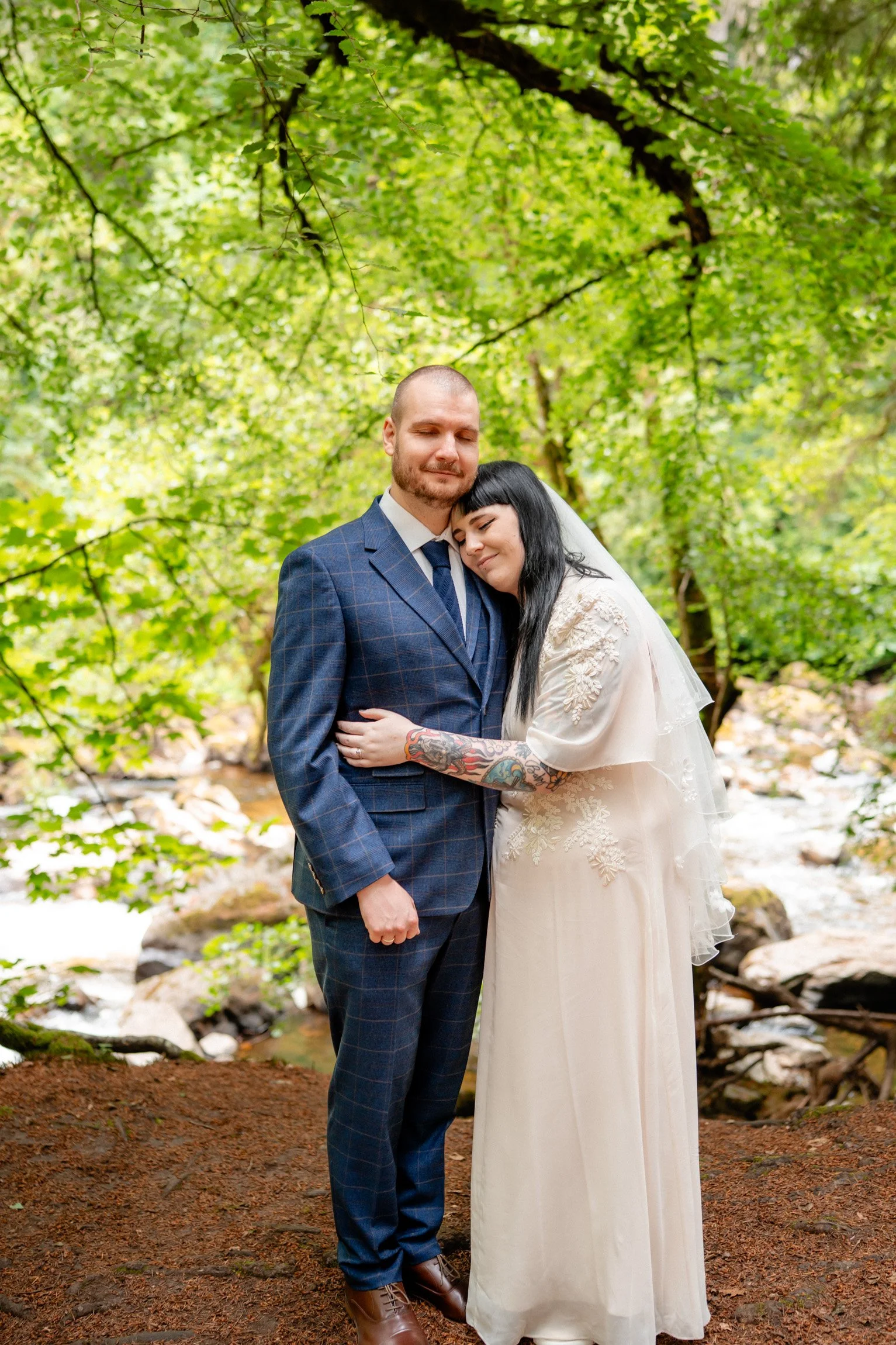 Scottish Elopement Beside the River