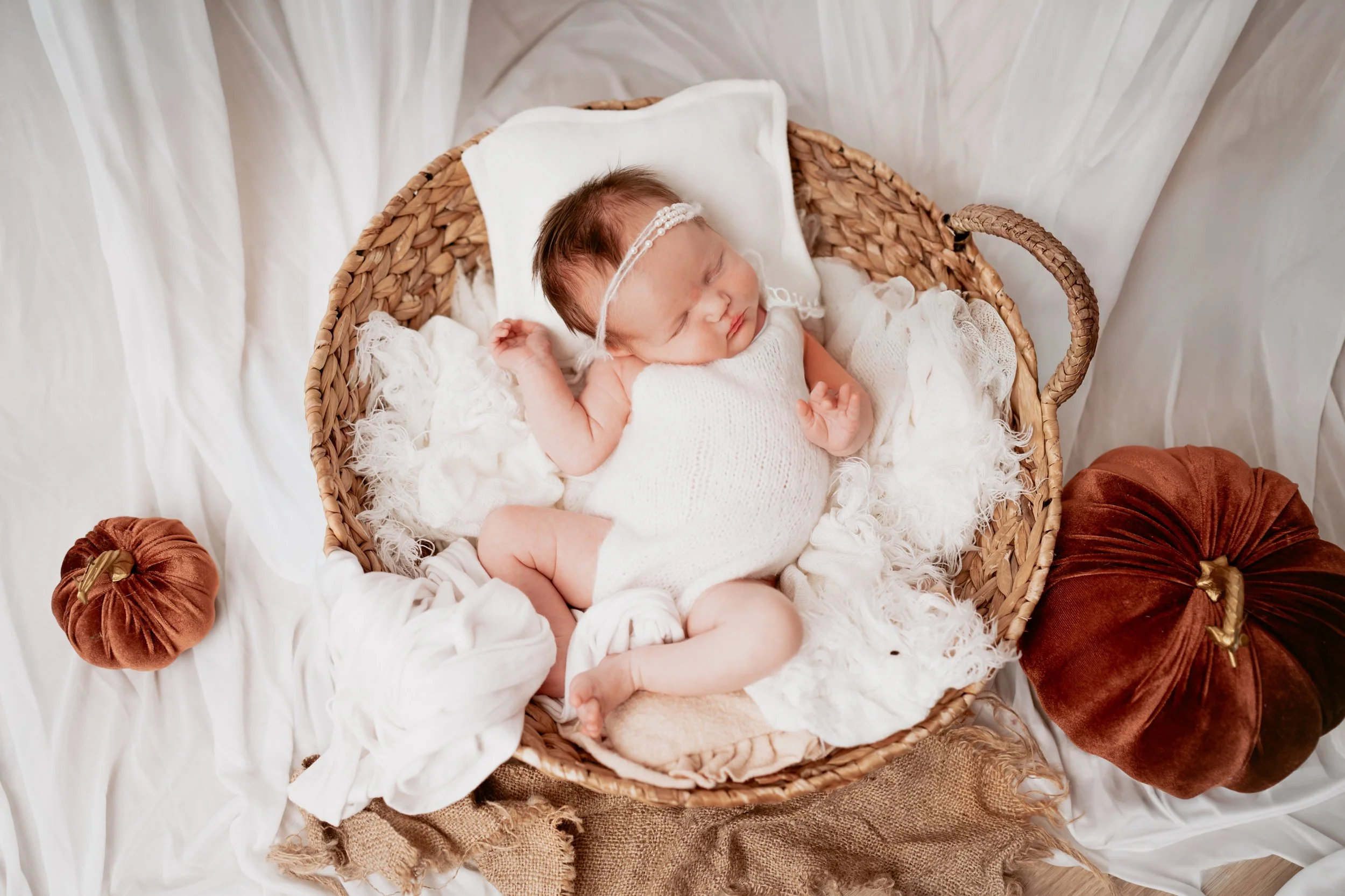 When Is the Best Time for Newborn Photos?