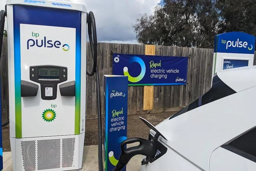 Fast charger developing Tritium secures largest ever order from bp pulse