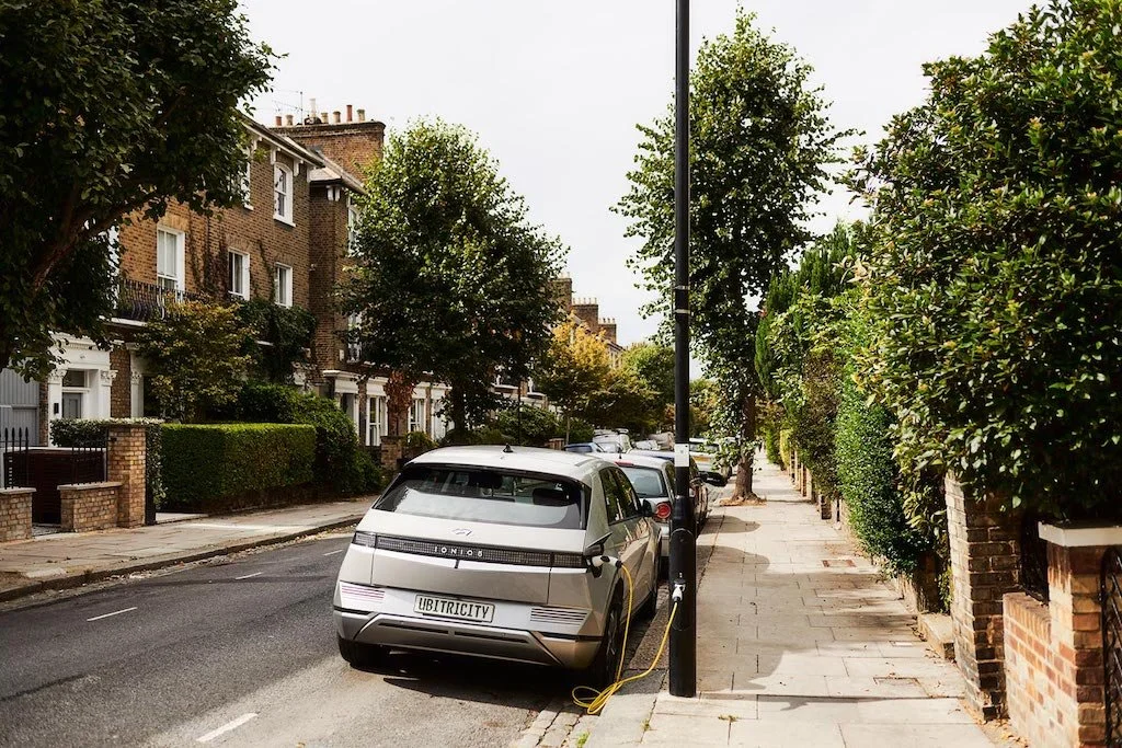 One in five cars now come with a plug, but chargepoint rollout is failing to keep pace