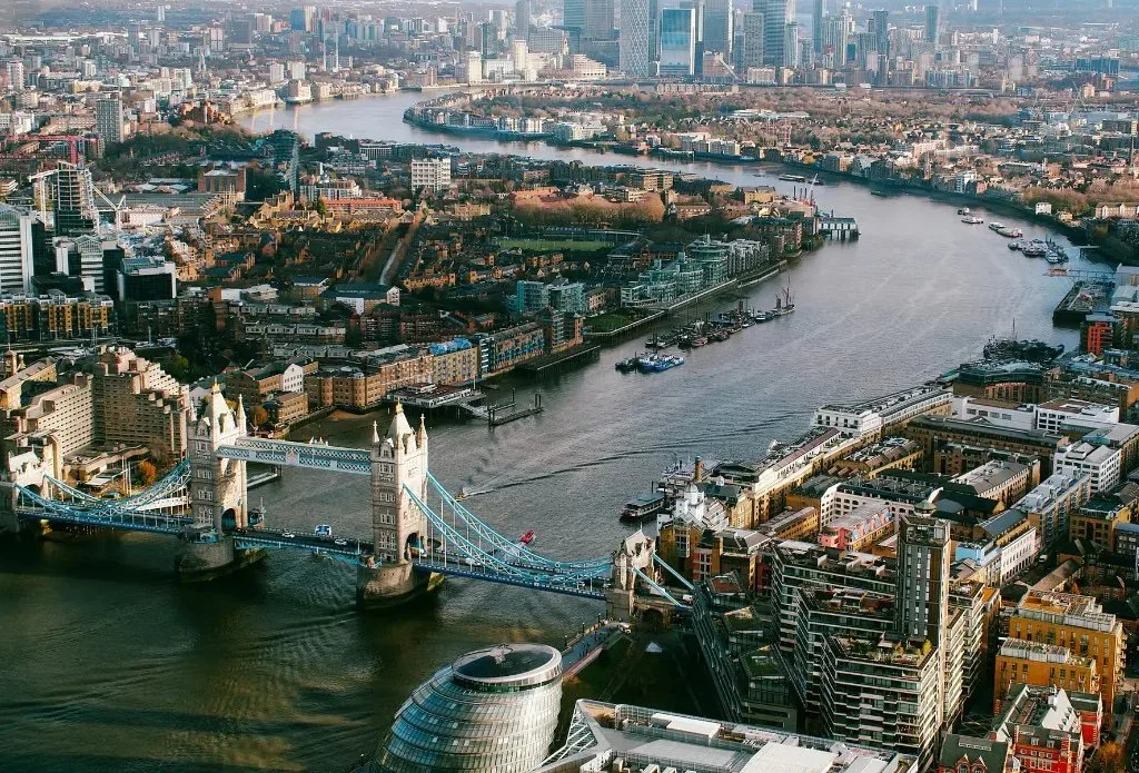 Electric Thames project investigates potential for vessel to grid charging