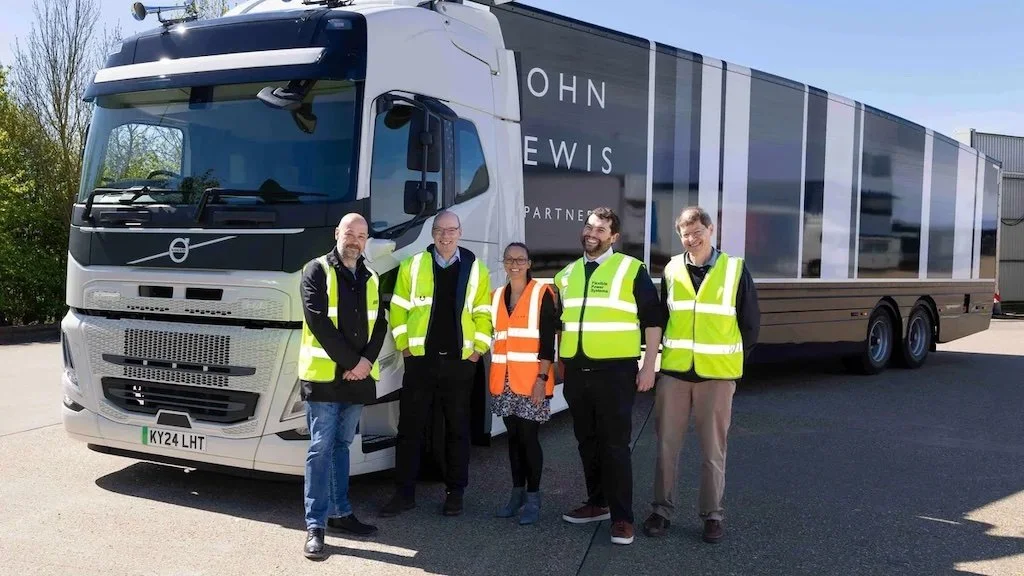 Logistics operators unite to give HGV fleet decarbonisation a JOLT