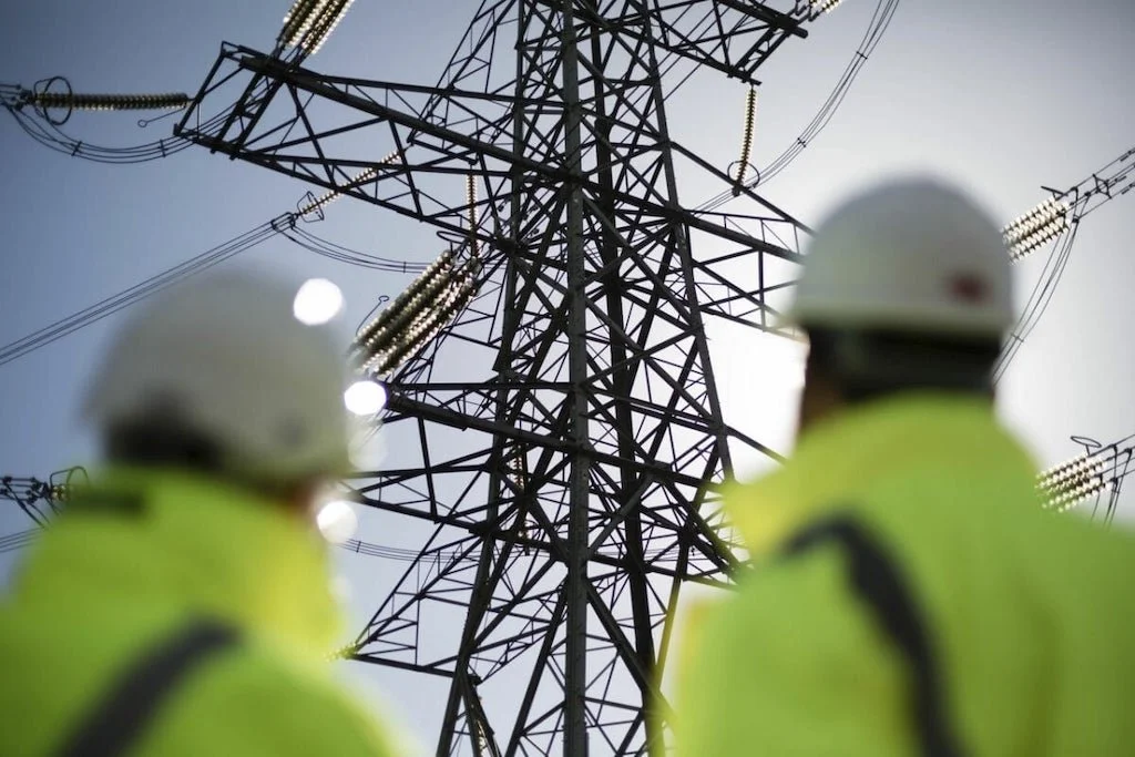 Slow grid connections threaten UK’s 2035 target for decarbonising energy