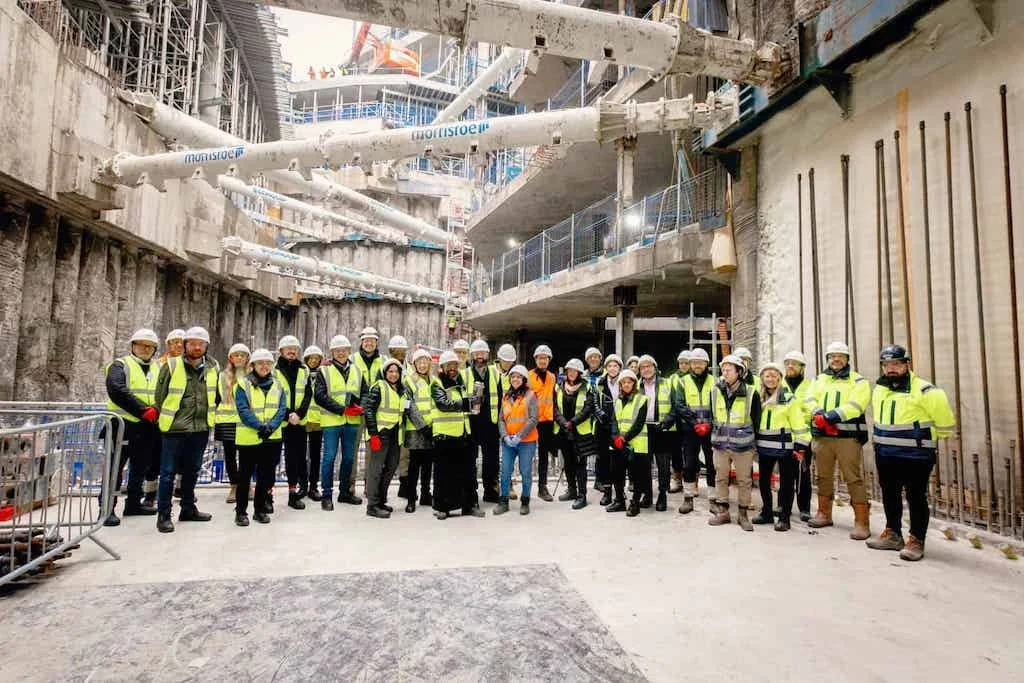 TfL appoints tunnelling contractor for Elephant &amp; Castle Tube station upgrade