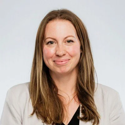 Leanne Smith-Perrins 