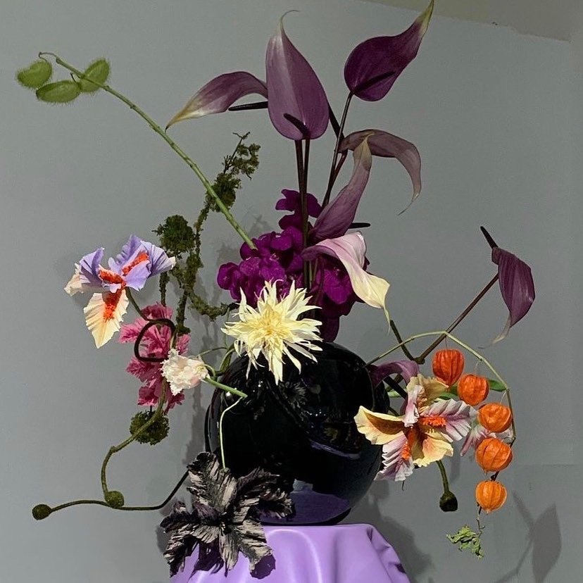 Flower arrangement by Carolina Spencer with paper flowers. by Emmeli Kimhi
