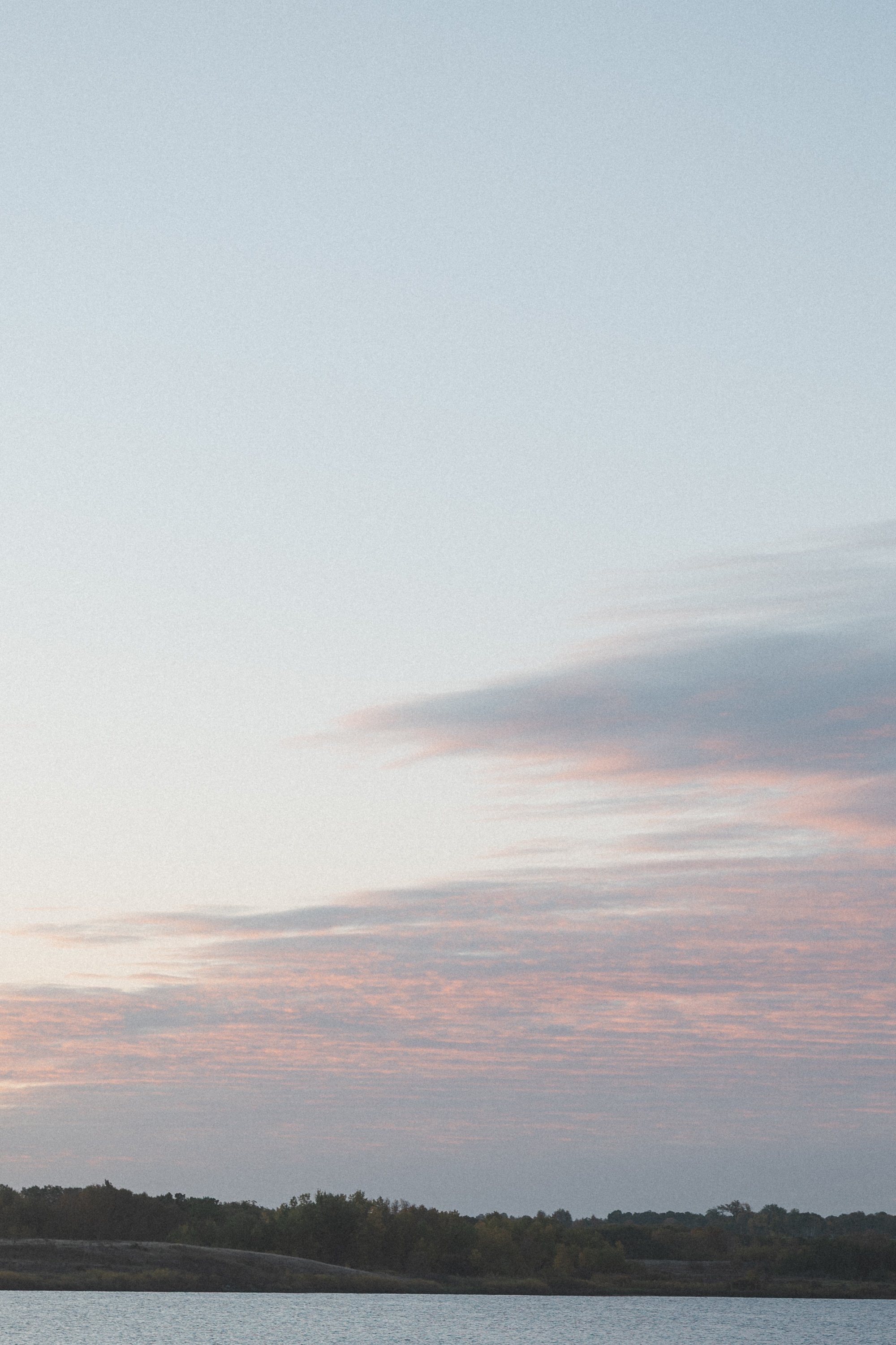 01-presets-a--pink-clouds-over-lake-kim-klassen-20261004-kkf6393.jpg