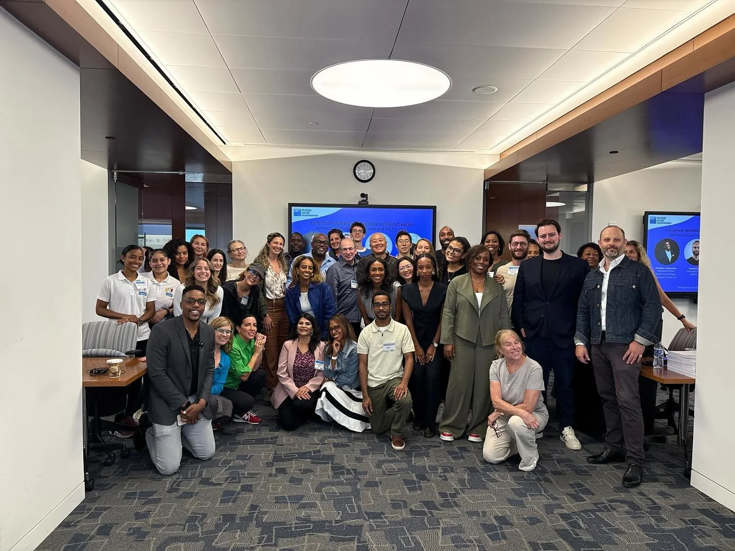 What&rsquo;s HOT! What&rsquo;s Trending! 

Thank you @tinashe.chaponda and crew for sharing your pro tips and insight. The BLITZ 55 minute case study for Influencer Marketing was a hit!!! I loved connecting with fellow alumni and creating a compellin