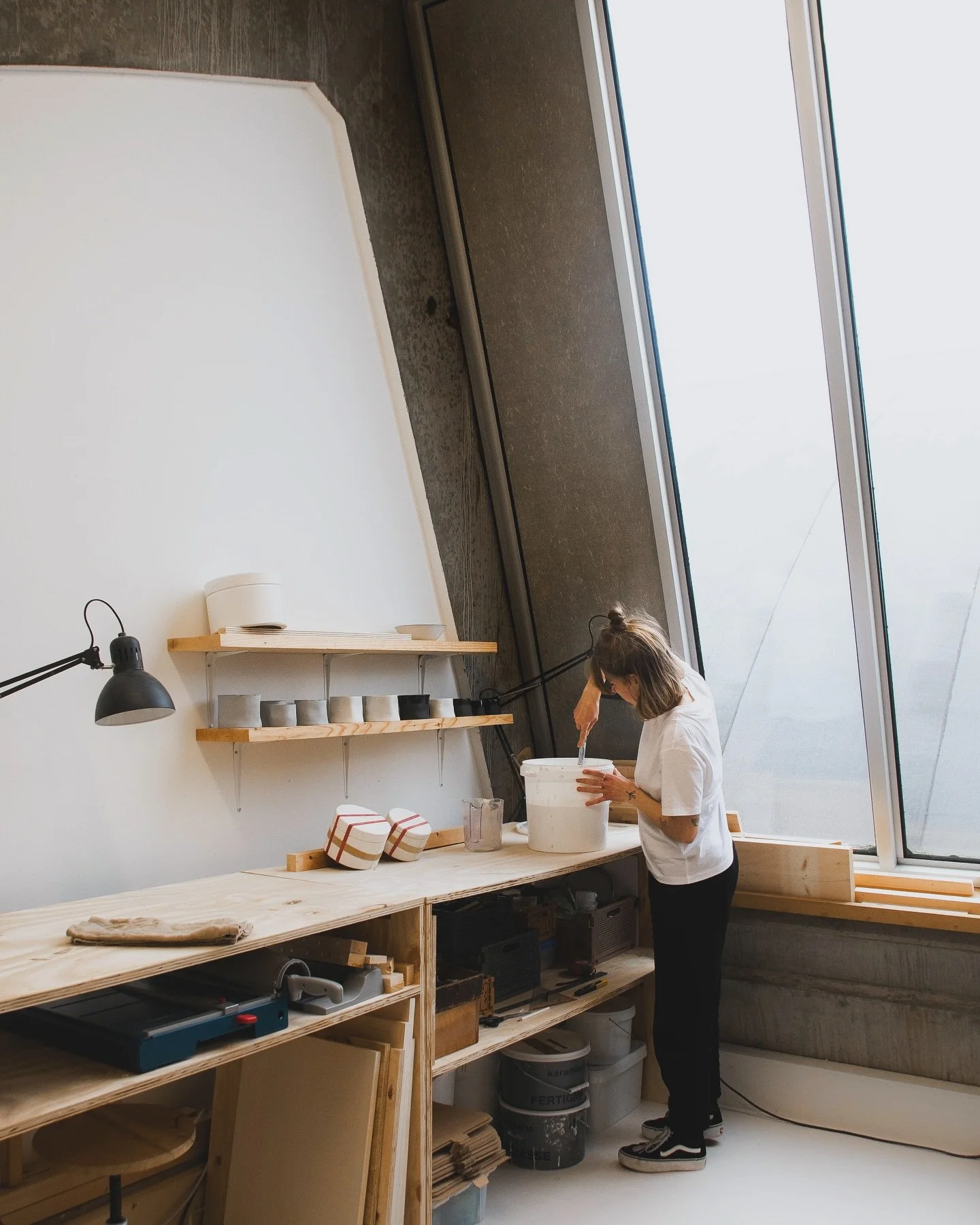 Time for a change!

I&rsquo;m packing up the studio, because soon I&rsquo;ll be moving to a new space! It will allow me to focus more on my ceramics. I&rsquo;ve felt the need to narrow down my line of work to create more structure and more attention 