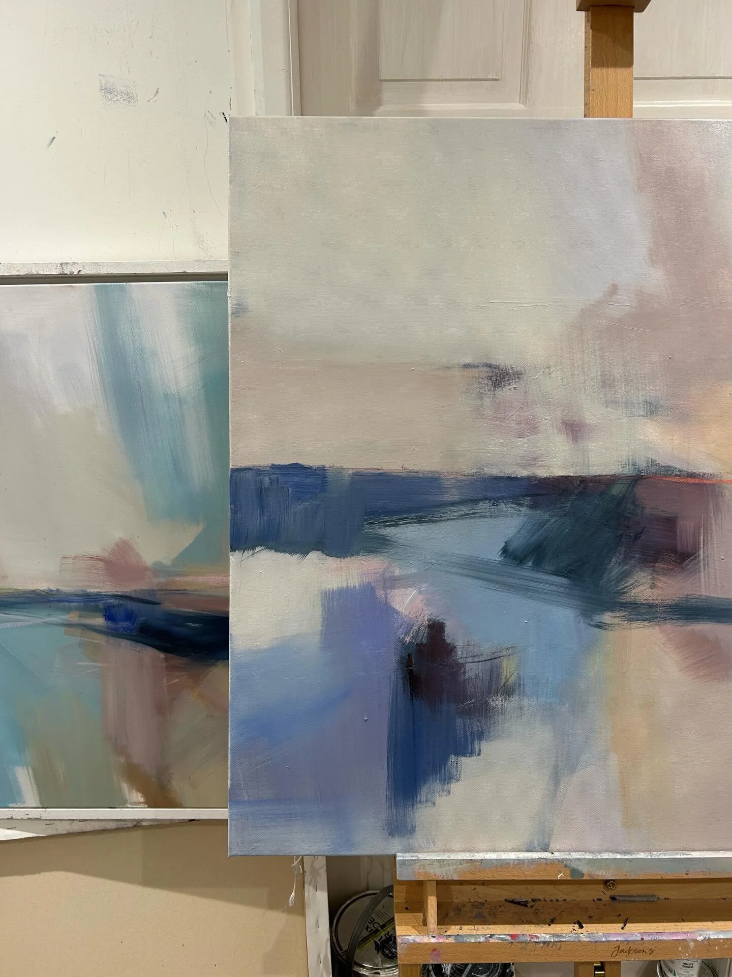 A few photos I took last night in the studio, I&rsquo;m always the most productive with as many paintings as I can fit in the space in progress at once 🤍 

Working towards exhibitions starting in June, and then throughout the rest of this year I&rsq
