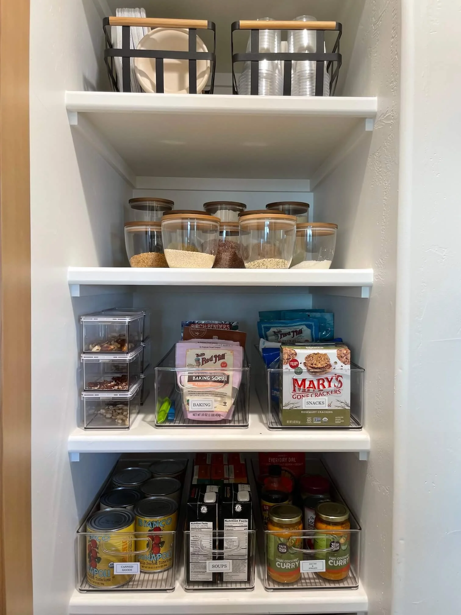 kitchen and pantry organizing service in Sedona, AZ.