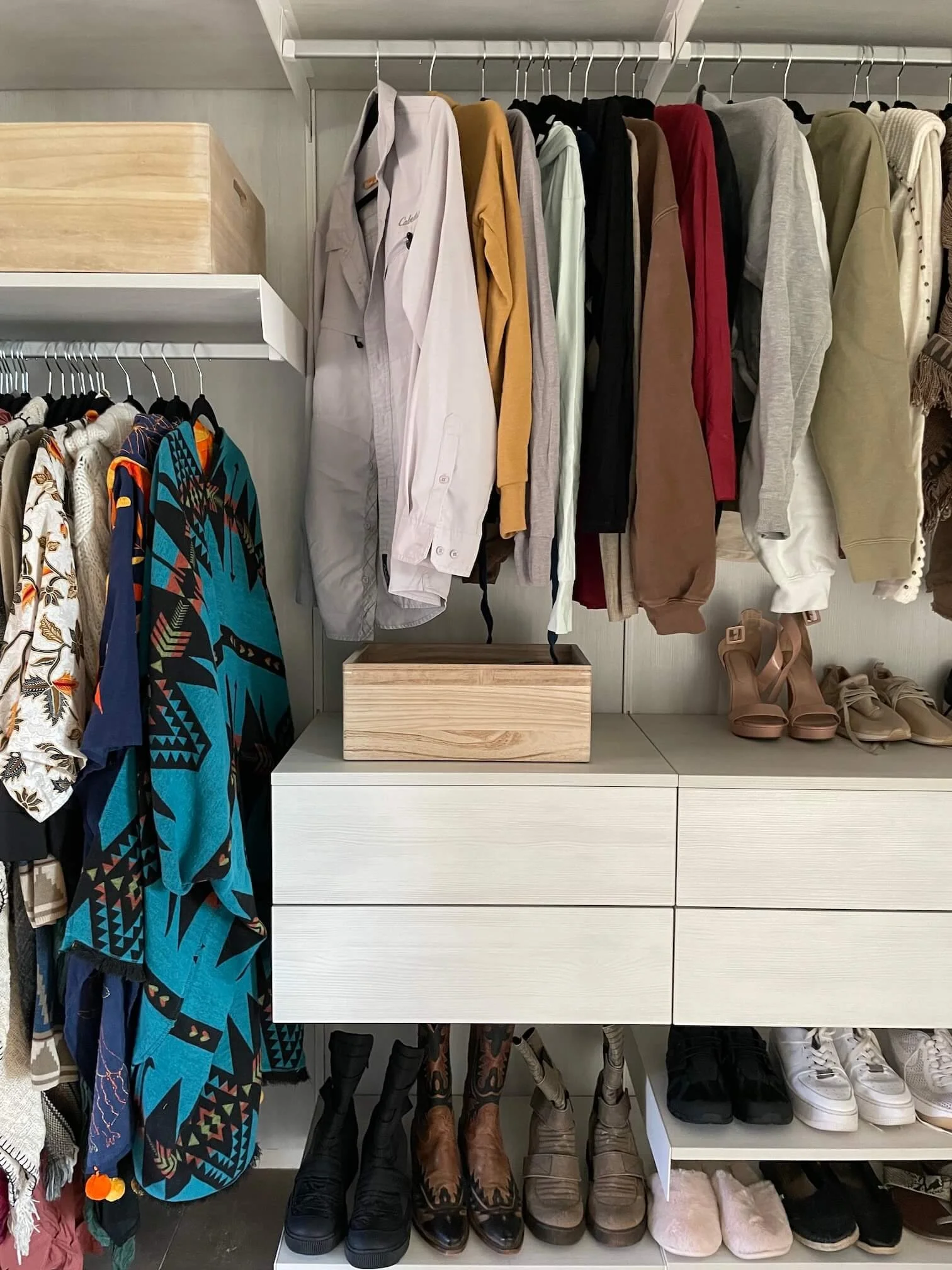 home organizer in Oak Creek Canyon.