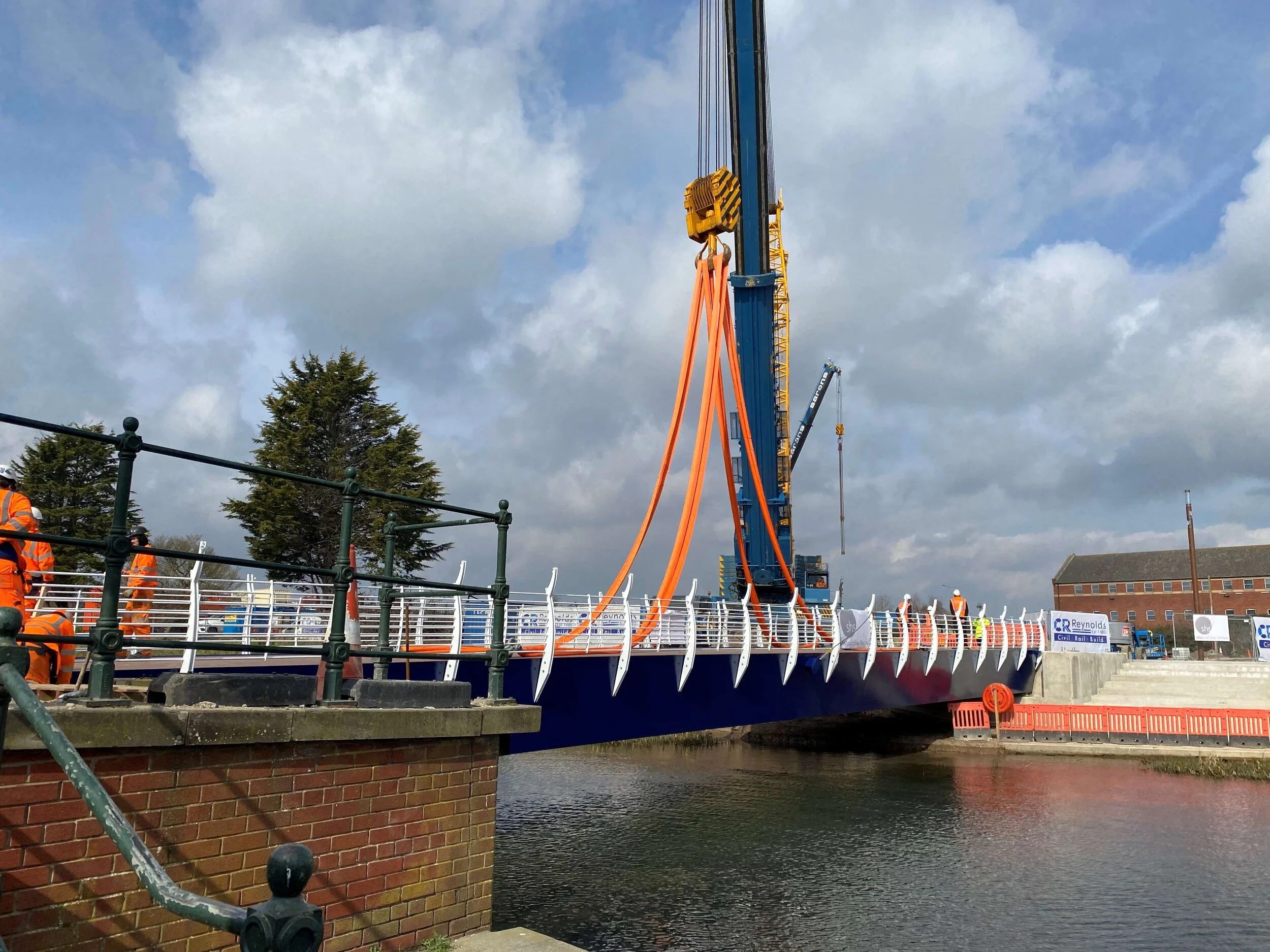 Garth Lane Footbridge — OPS Structural Engineering