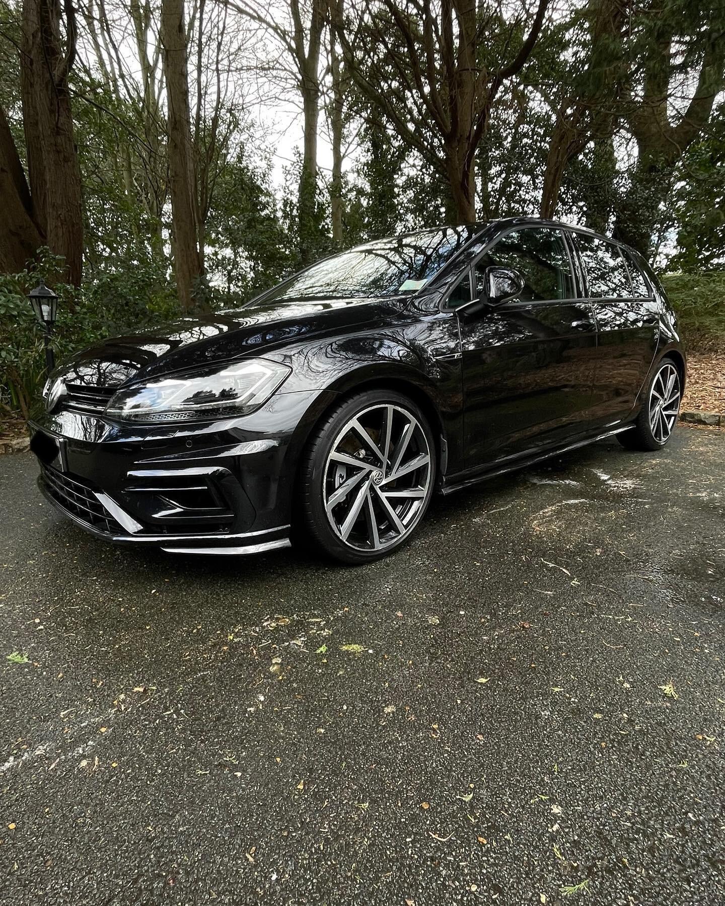 We are a quality mobile valeting service in Guernsey 

book an appointment via rob@rlvaleting.co.uk or book online at www.rlvaleting.co.uk/booking

🚗🚙 More posts incoming 🚙🚗

#RLValeting #ValetingGuernsey #SmallBusiness #LocalBusiness #CarCleanin