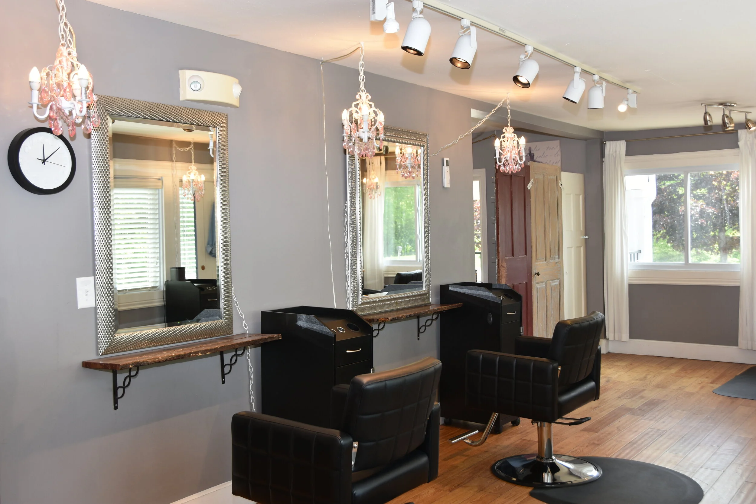 Blonde and Balayage Drapoel Salon Merrimack New Hampshire