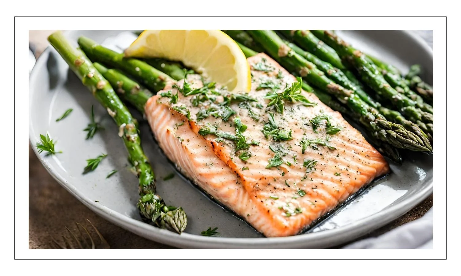 Salmon Filet And Asparagus
