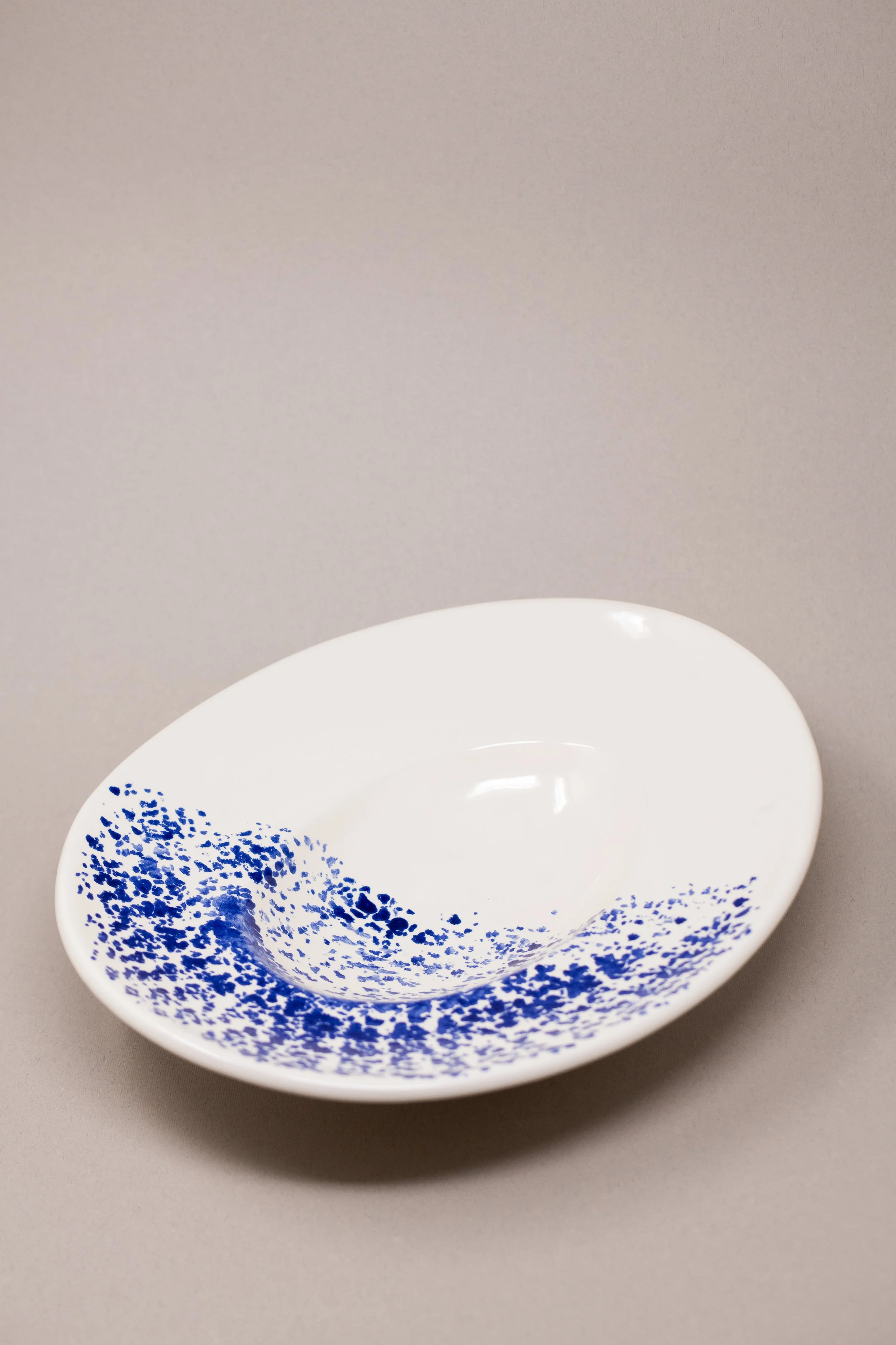 PIATTO FONDO OVALE "NETTUNO"