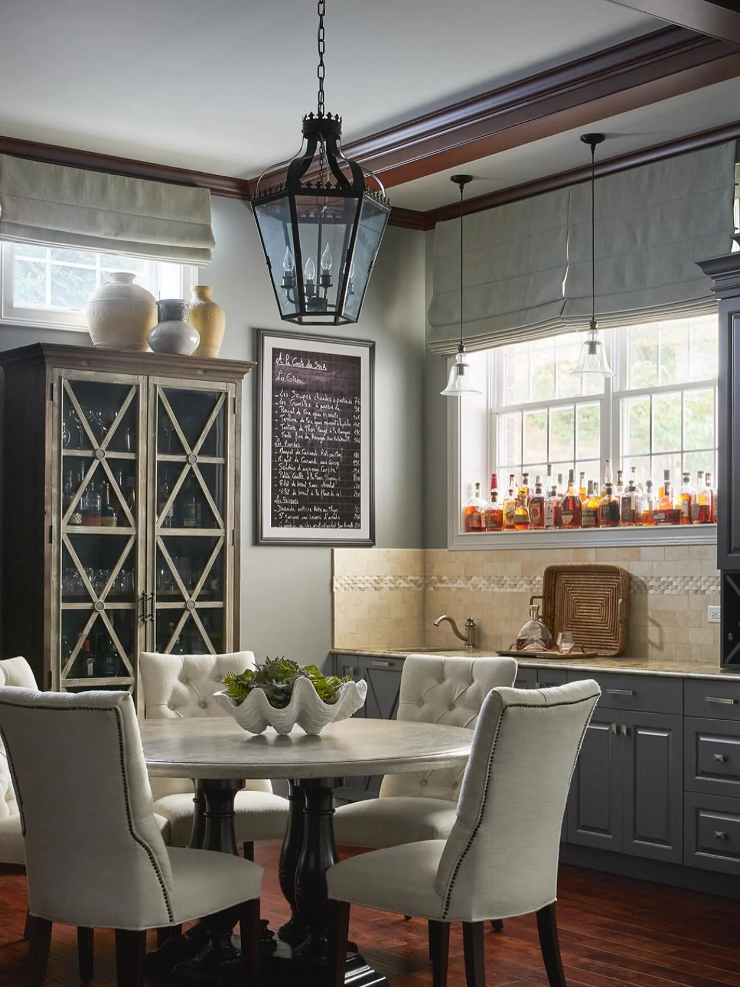 A Friday Happy Hour Kind Of Place 🍸
This gorgeous, lower level respite at the Colfax Avenue project is the perfect place to gather friends to sample the client&rsquo;s extensive whiskey collection. Enjoy your weekend, all! 

#interiordesign #interio
