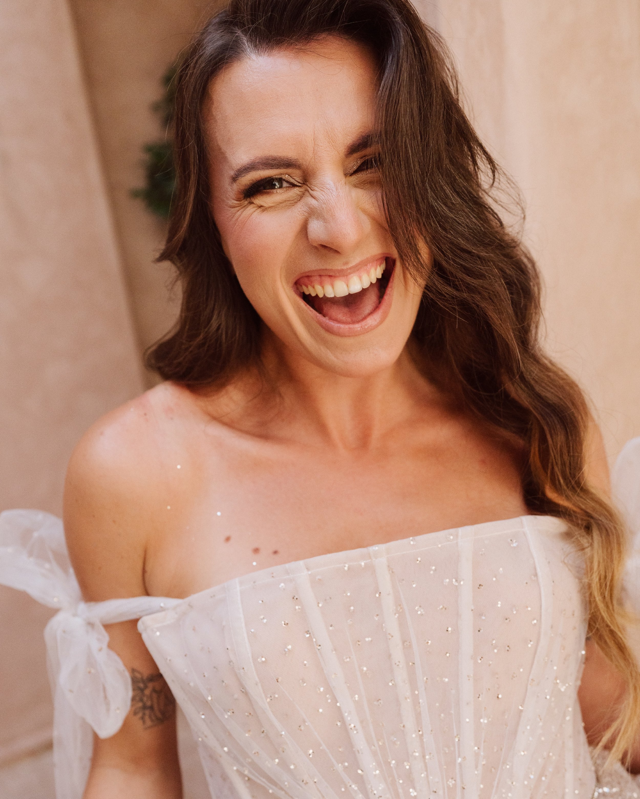 Getting married in Marrakech just hits different 🫶🏼&thinsp;
The light. The colors. The vibe. 🌞&thinsp;

#marrakechwedding #destinationwedding #marrakech #morroccoweddingphotographer #weddinginspiration 
&thinsp;
Planning @beau_event_  Photography 