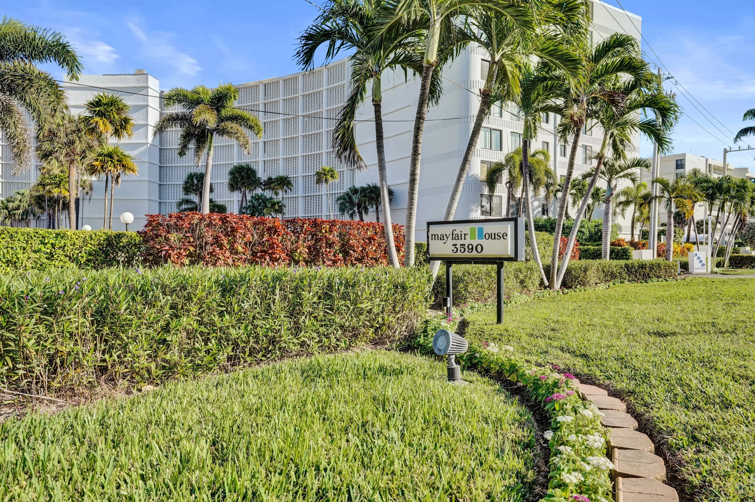 Mayfair House Condos in South palm Beach Florida 
