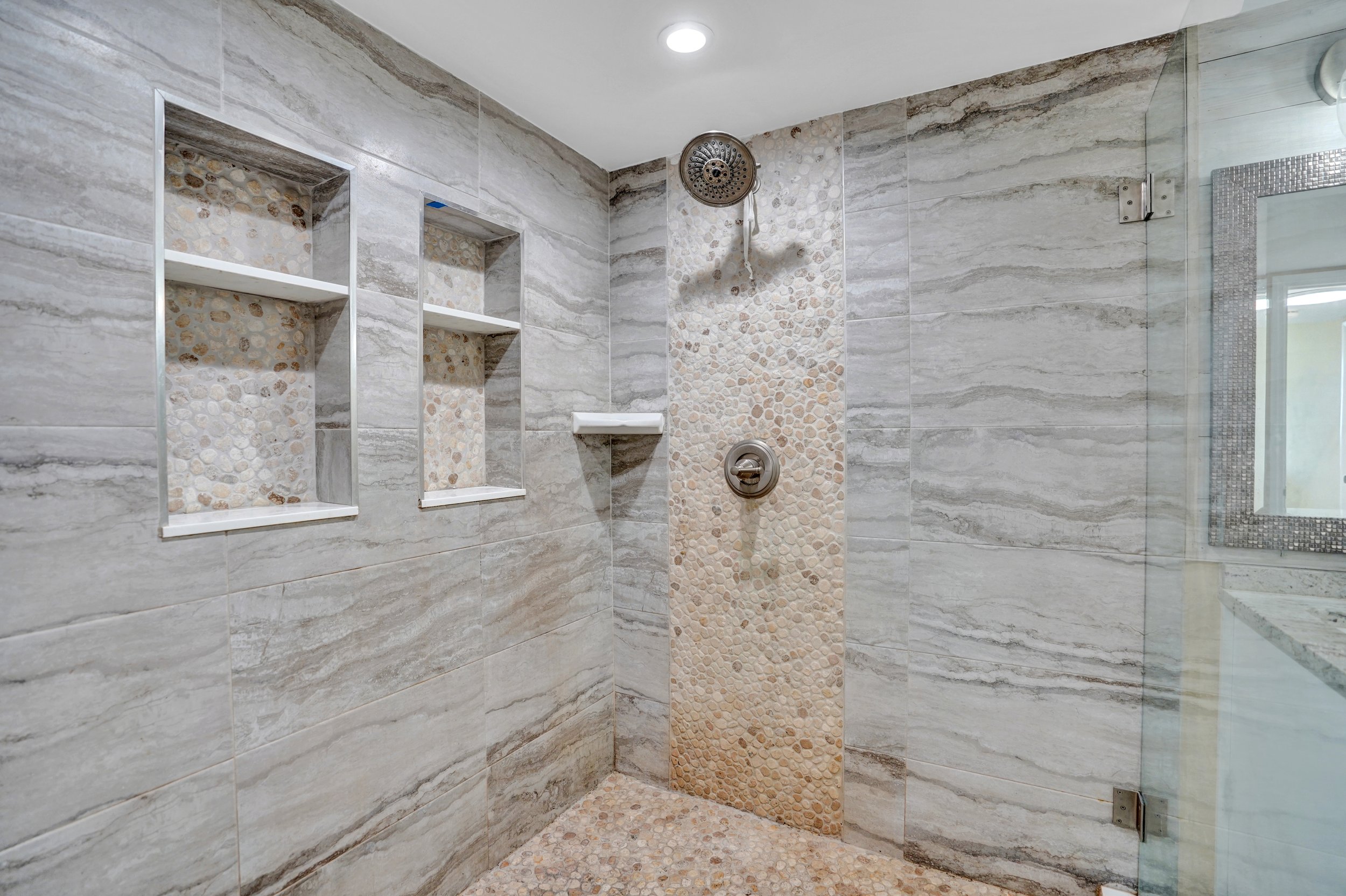 3590 S Ocean Boulevard 809, South Palm Beach, FL 33480 Condo For Sale at Mayfair House Palm Beach