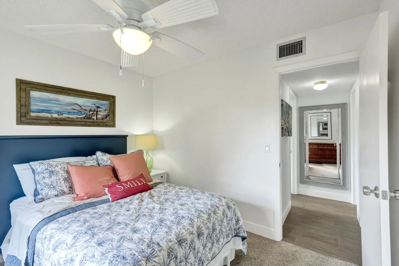 429 Pine Glen Lane #C-2, Greenacres, Fl Condo For Sale in Pine Ridge South Greenacres