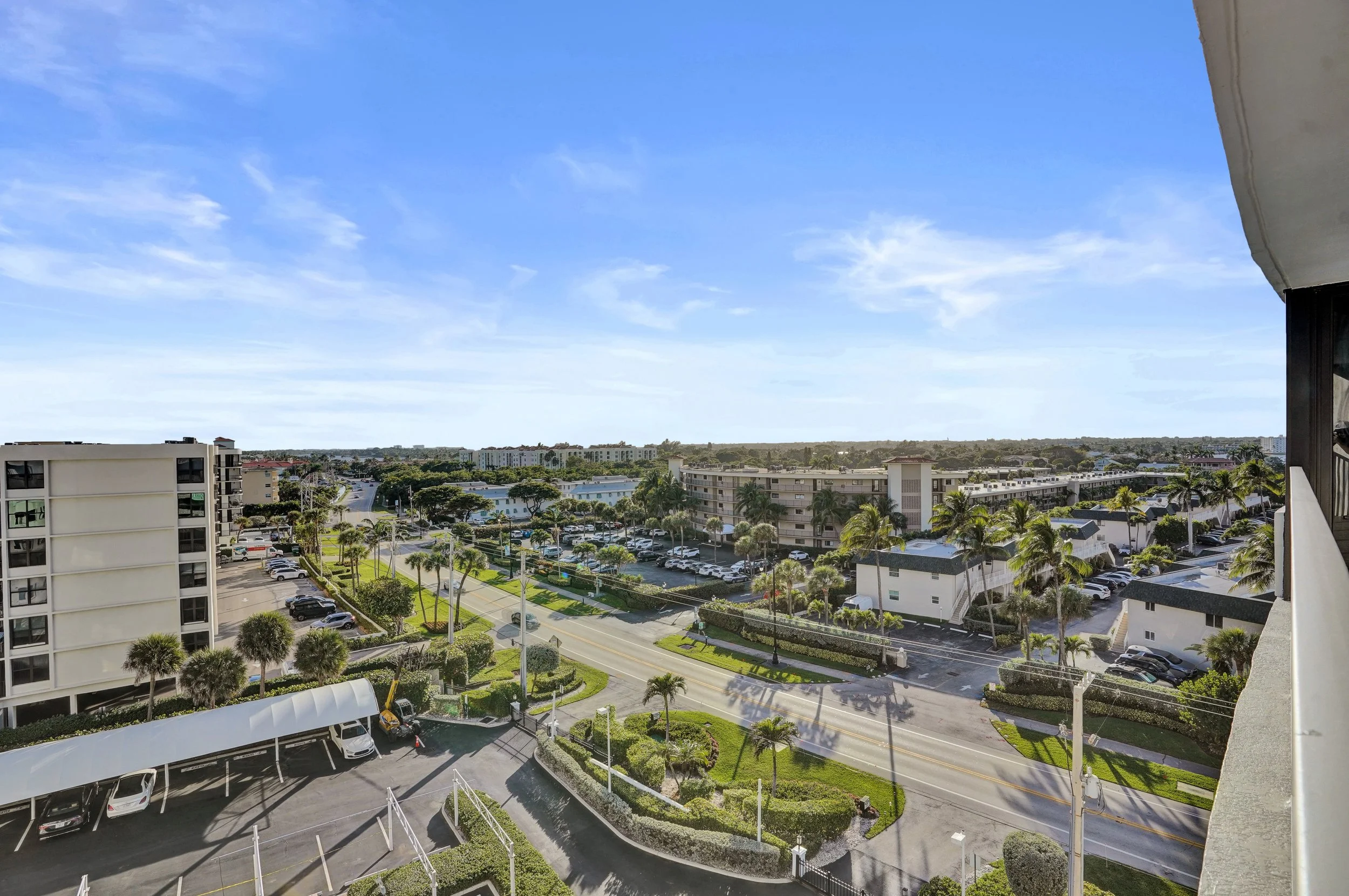 Waterfront Condo for sale in Palm Beach Florida