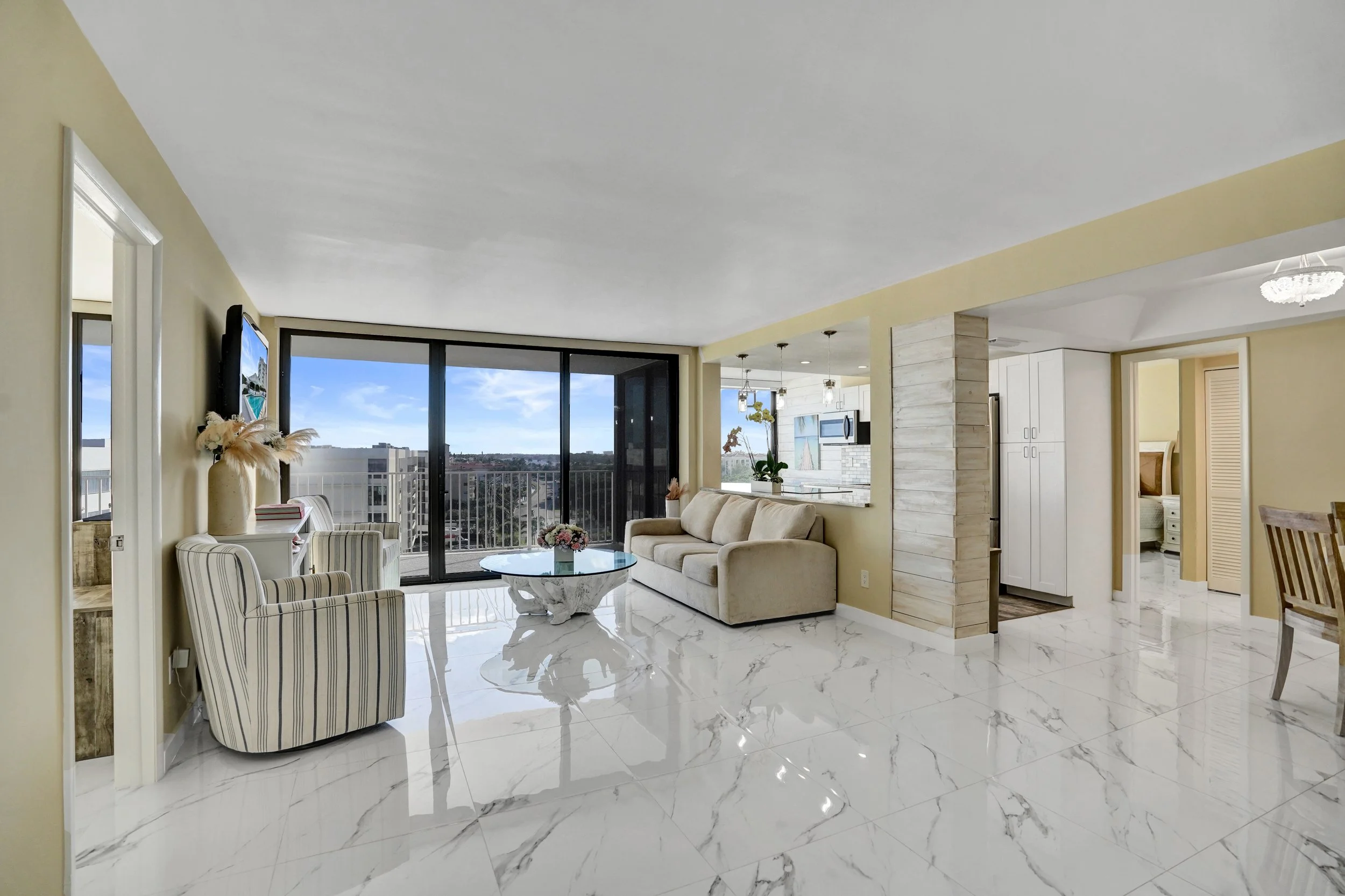 3590 S Ocean Boulevard 809, South Palm Beach, FL 33480 Waterfront Condo For Sale at Mayfair House Palm Beach