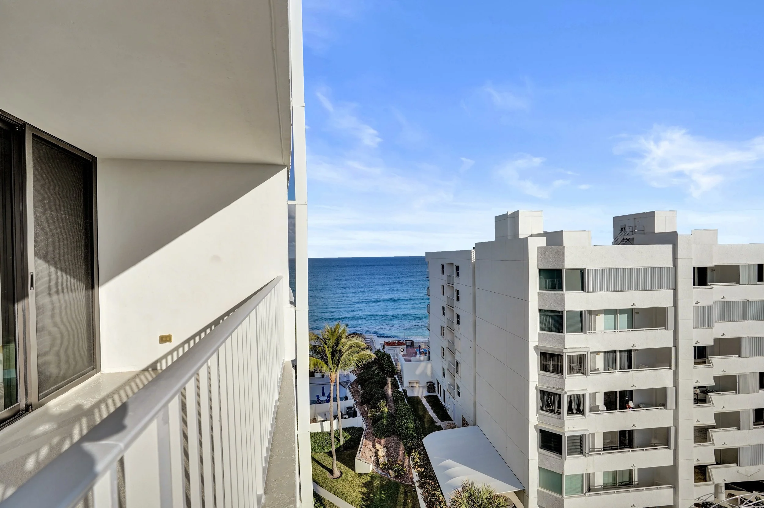 Palm Beach Florida Oceanfront Condo for sale | Mayfair House 