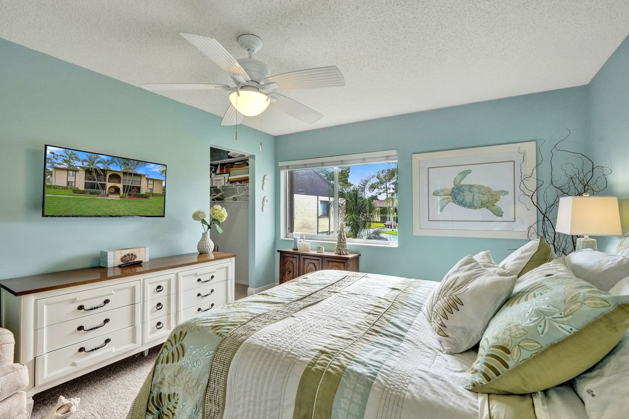 429 Pine Glen Lane #C-2, Greenacres, Fl Condo For Sale in Pine Ridge South Greenacres