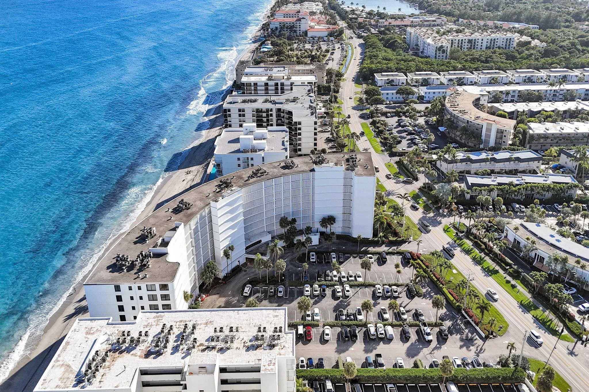 Waterfront condo for sale in South Palm Beach, Florida