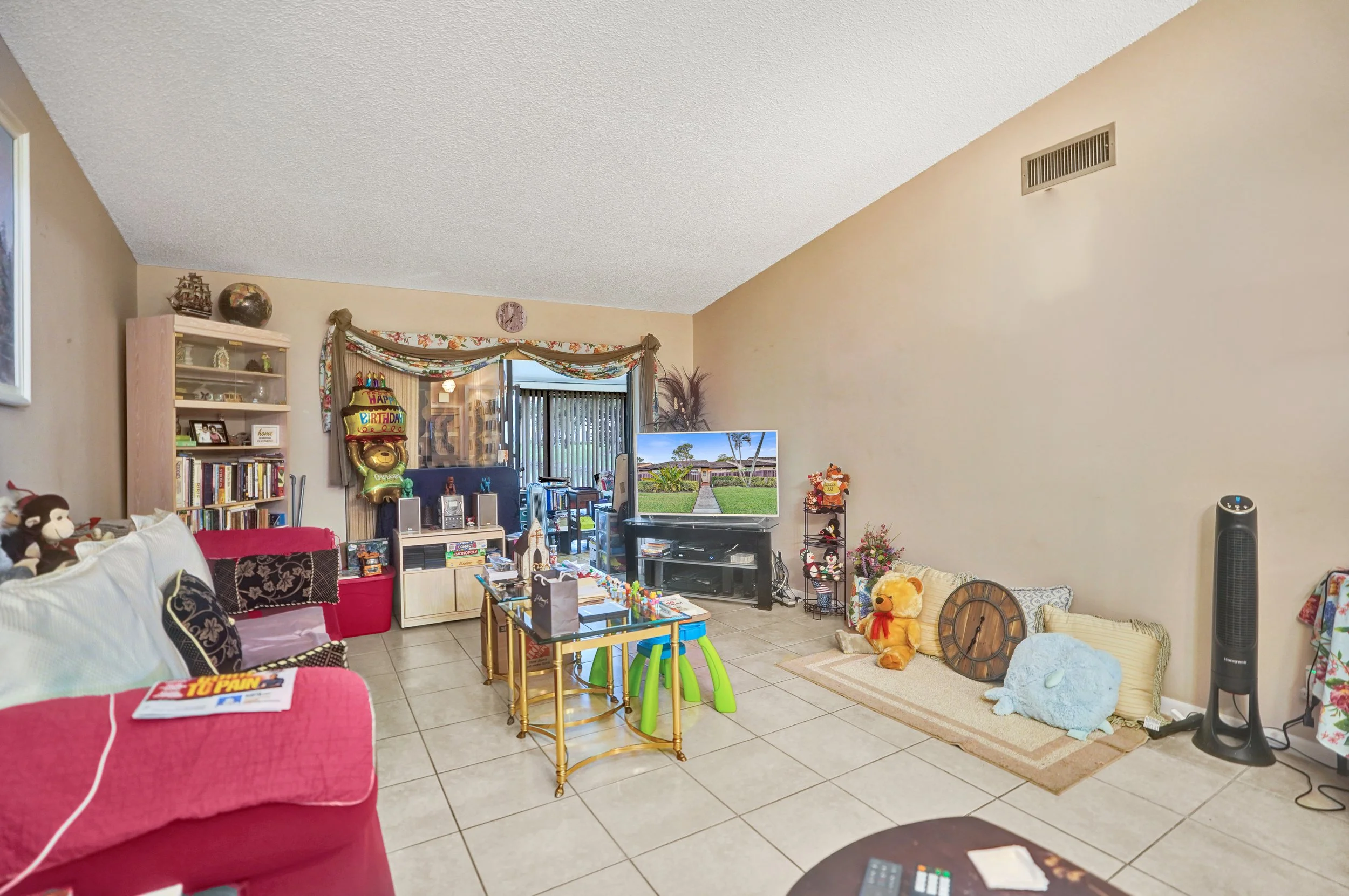 633 Sea Pine Way H, Greenacres Waterfront Villa For Sale | Pine Ridge Community