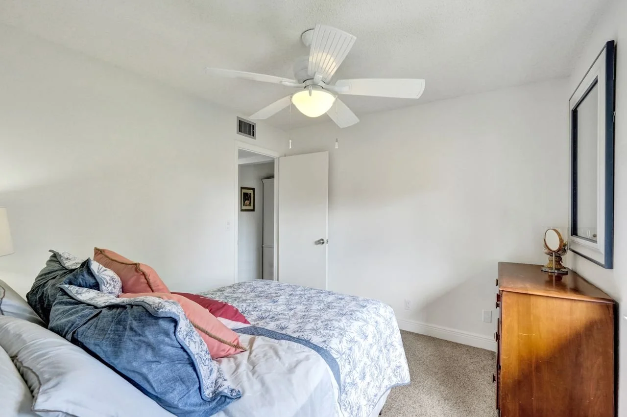 429 Pine Glen Lane #C-2, Greenacres, Fl Condo For Sale in Pine Ridge South Greenacres