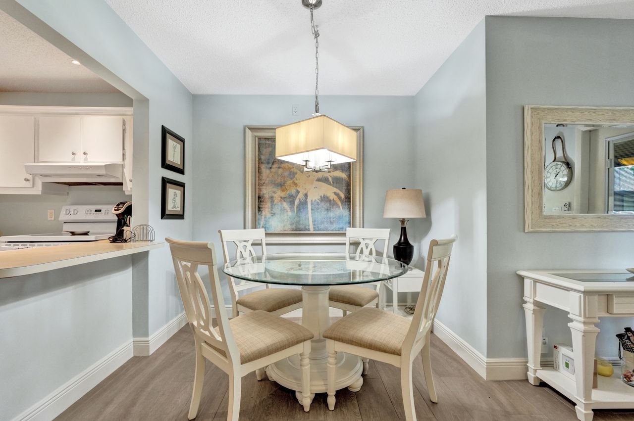 429 Pine Glen Lane #C-2, Greenacres, Fl Condo For Sale in Pine Ridge South Greenacres